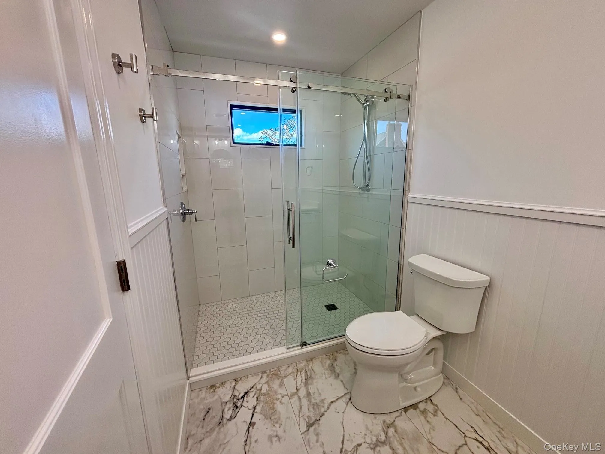 192 Roosevelt Avenue, North Hempstead, NY, 3 Bedroom Bedrooms, 6 Room Rooms,2 BathroomBathrooms,Residential Lease,For Rent,Roosevelt,0,1060546 192 Roosevelt Avenue, North Hempstead, NY, 3 Bedroom Bedrooms, 6 Room Rooms,2 BathroomBathrooms,Residential Lease,For Rent,Roosevelt,0,1060546