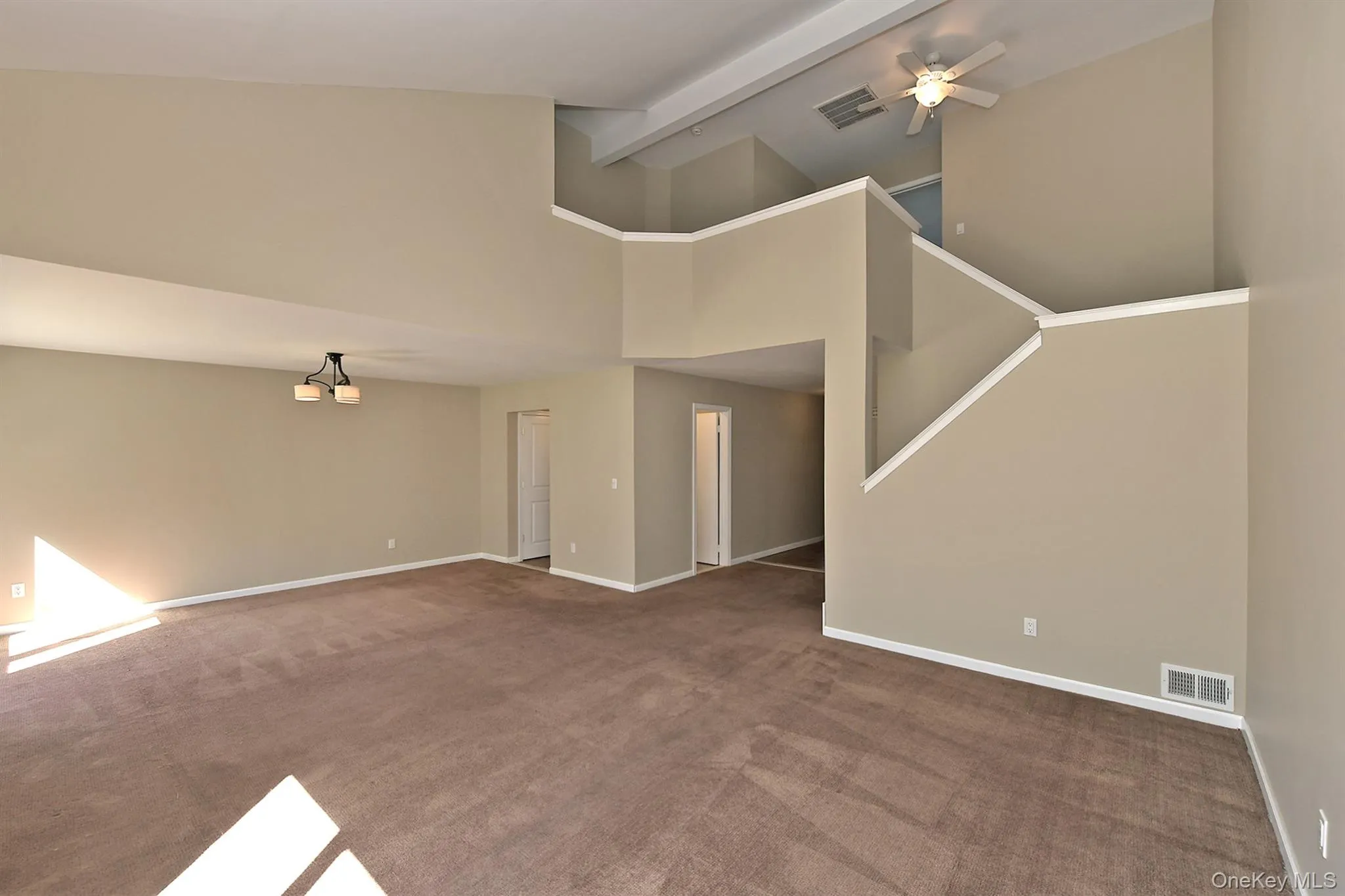 56 South Pond Lane, Smithtown, NY, 2 Bedrooms Bedrooms, 4 Rooms Rooms,2 BathroomsBathrooms,Residential Lease,For Rent,South Pond,0,1060558 56 South Pond Lane, Smithtown, NY, 2 Bedrooms Bedrooms, 4 Rooms Rooms,2 BathroomsBathrooms,Residential Lease,For Rent,South Pond,0,1060558