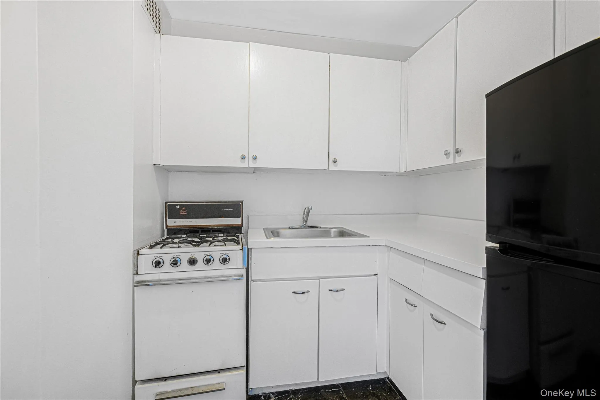 5800 Arlington Avenue, New York, NY, 2 Rooms Rooms,1 BathroomBathrooms,Residential,For Rent,Arlington,0,1060560 5800 Arlington Avenue, New York, NY, 2 Rooms Rooms,1 BathroomBathrooms,Residential,For Rent,Arlington,0,1060560