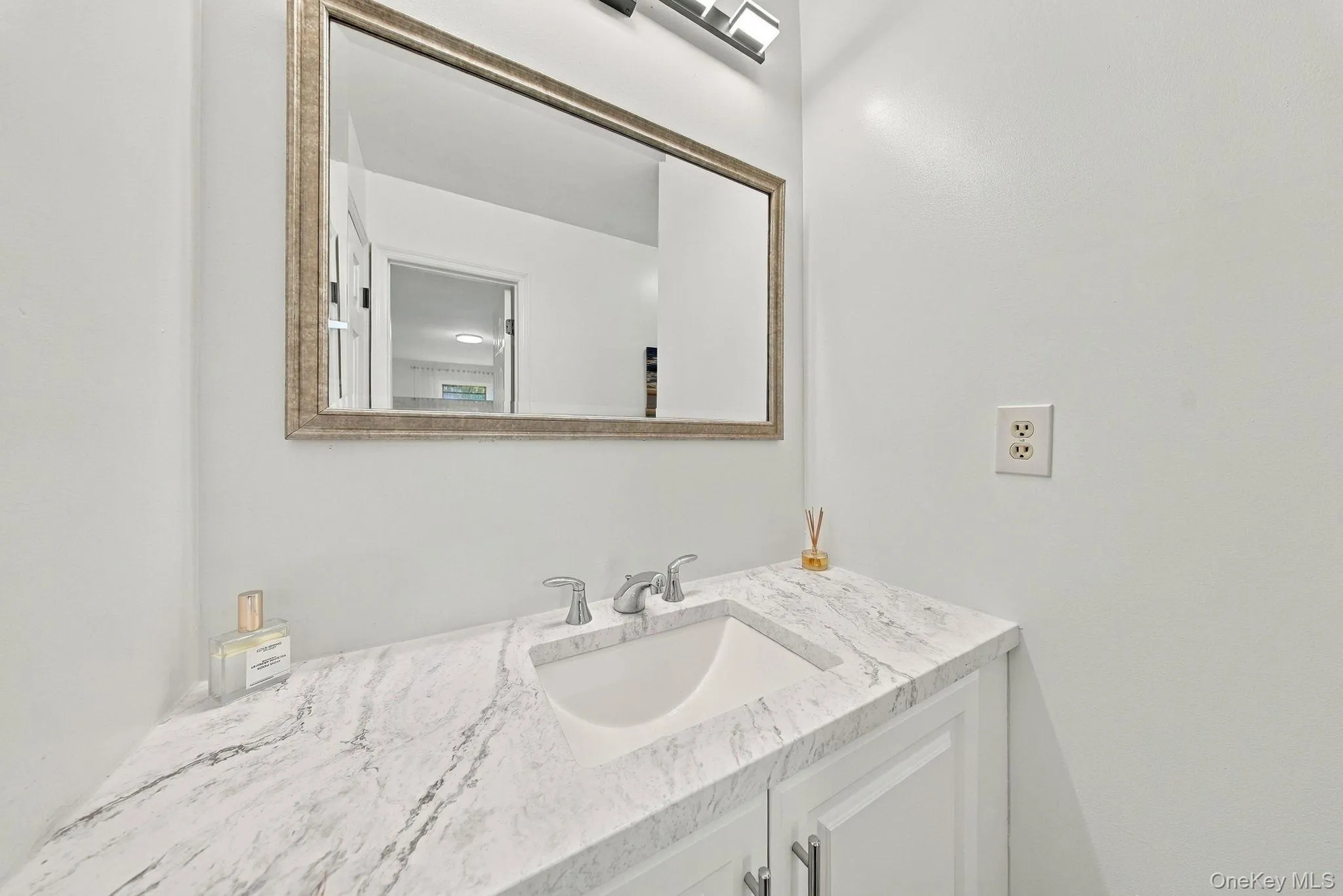 28 Wilson Place, Cornwall, NY, 3 Bedrooms Bedrooms, 6 Rooms Rooms,1 BathroomBathrooms,Residential,For Rent,Wilson,0,1060562 28 Wilson Place, Cornwall, NY, 3 Bedrooms Bedrooms, 6 Rooms Rooms,1 BathroomBathrooms,Residential,For Rent,Wilson,0,1060562