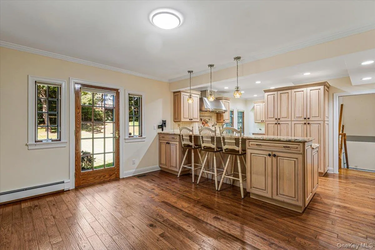 84 Luquer Road, North Hempstead, NY, 5 Bedroom Bedrooms, 11 Room Rooms,3 BathroomBathrooms,Residential Lease,For Rent,Luquer,0,1060570 84 Luquer Road, North Hempstead, NY, 5 Bedroom Bedrooms, 11 Room Rooms,3 BathroomBathrooms,Residential Lease,For Rent,Luquer,0,1060570