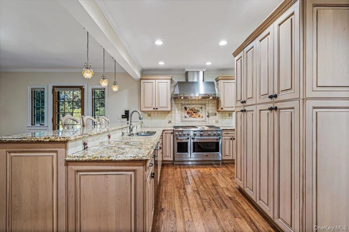 84 Luquer Road, North Hempstead, NY, 5 Bedroom Bedrooms, 11 Room Rooms,3 BathroomBathrooms,Residential Lease,For Rent,Luquer,0,1060570 84 Luquer Road, North Hempstead, NY, 5 Bedroom Bedrooms, 11 Room Rooms,3 BathroomBathrooms,Residential Lease,For Rent,Luquer,0,1060570