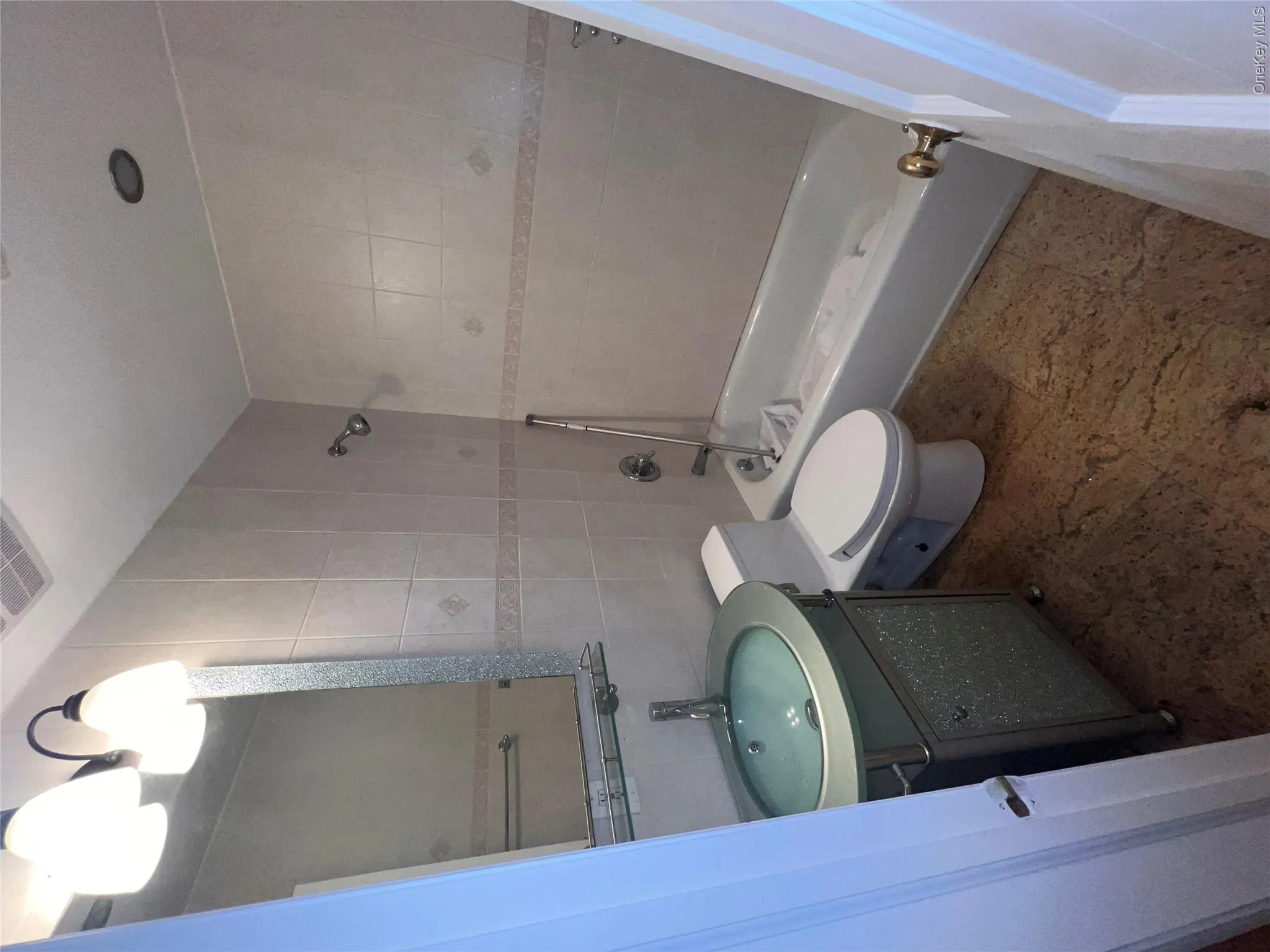8331 Talbot Street, New York, NY, 3 Bedrooms Bedrooms, 7 Rooms Rooms,2 BathroomsBathrooms,Residential Lease,For Rent,Talbot,0,1060571 8331 Talbot Street, New York, NY, 3 Bedrooms Bedrooms, 7 Rooms Rooms,2 BathroomsBathrooms,Residential Lease,For Rent,Talbot,0,1060571