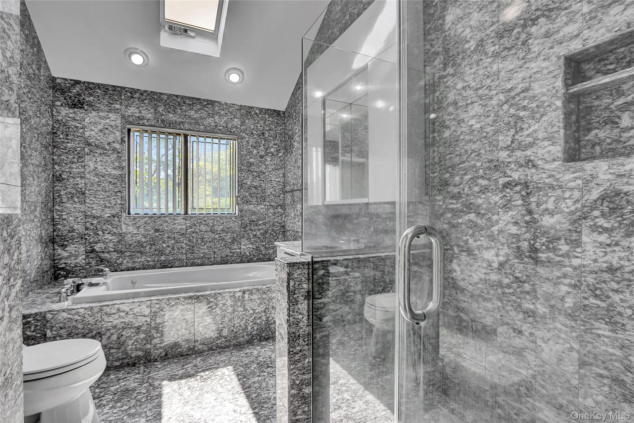 18 Villas Circle, Huntington, NY, 3 Bedroom Bedrooms, 6 Room Rooms,3 BathroomBathrooms,Residential Lease,For Rent,Villas Circle,0,1060575 18 Villas Circle, Huntington, NY, 3 Bedroom Bedrooms, 6 Room Rooms,3 BathroomBathrooms,Residential Lease,For Rent,Villas Circle,0,1060575