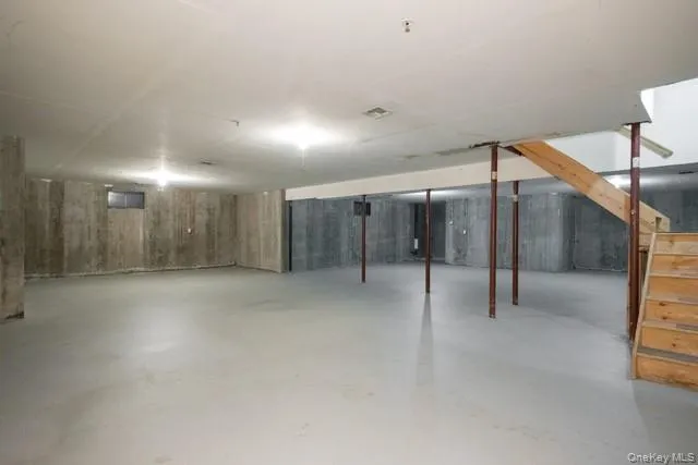 300 Village Green Drive, Brookhaven, NY, 2 Bedroom Bedrooms, 6 Room Rooms,2 BathroomBathrooms,Residential Lease,For Rent,Village Green,0,1060583 300 Village Green Drive, Brookhaven, NY, 2 Bedroom Bedrooms, 6 Room Rooms,2 BathroomBathrooms,Residential Lease,For Rent,Village Green,0,1060583