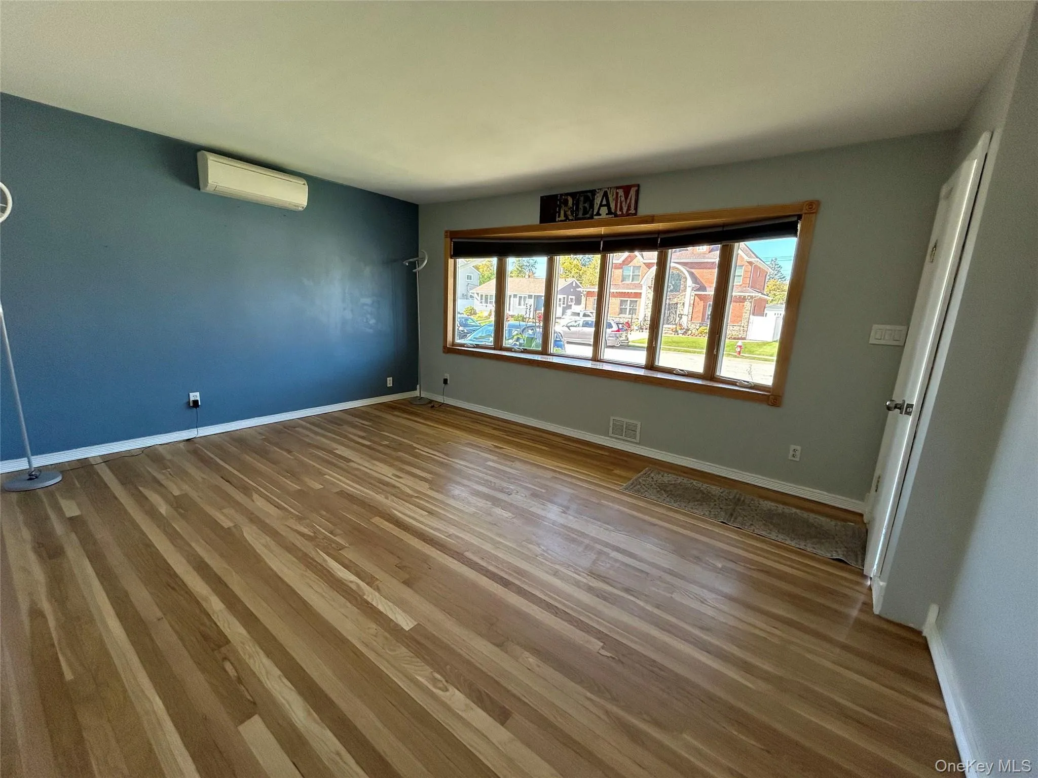198 Dartmouth Drive, Oyster Bay, NY, 4 Bedrooms Bedrooms, 9 Rooms Rooms,2 BathroomsBathrooms,Residential,For Rent,Dartmouth,0,1060588 198 Dartmouth Drive, Oyster Bay, NY, 4 Bedrooms Bedrooms, 9 Rooms Rooms,2 BathroomsBathrooms,Residential,For Rent,Dartmouth,0,1060588