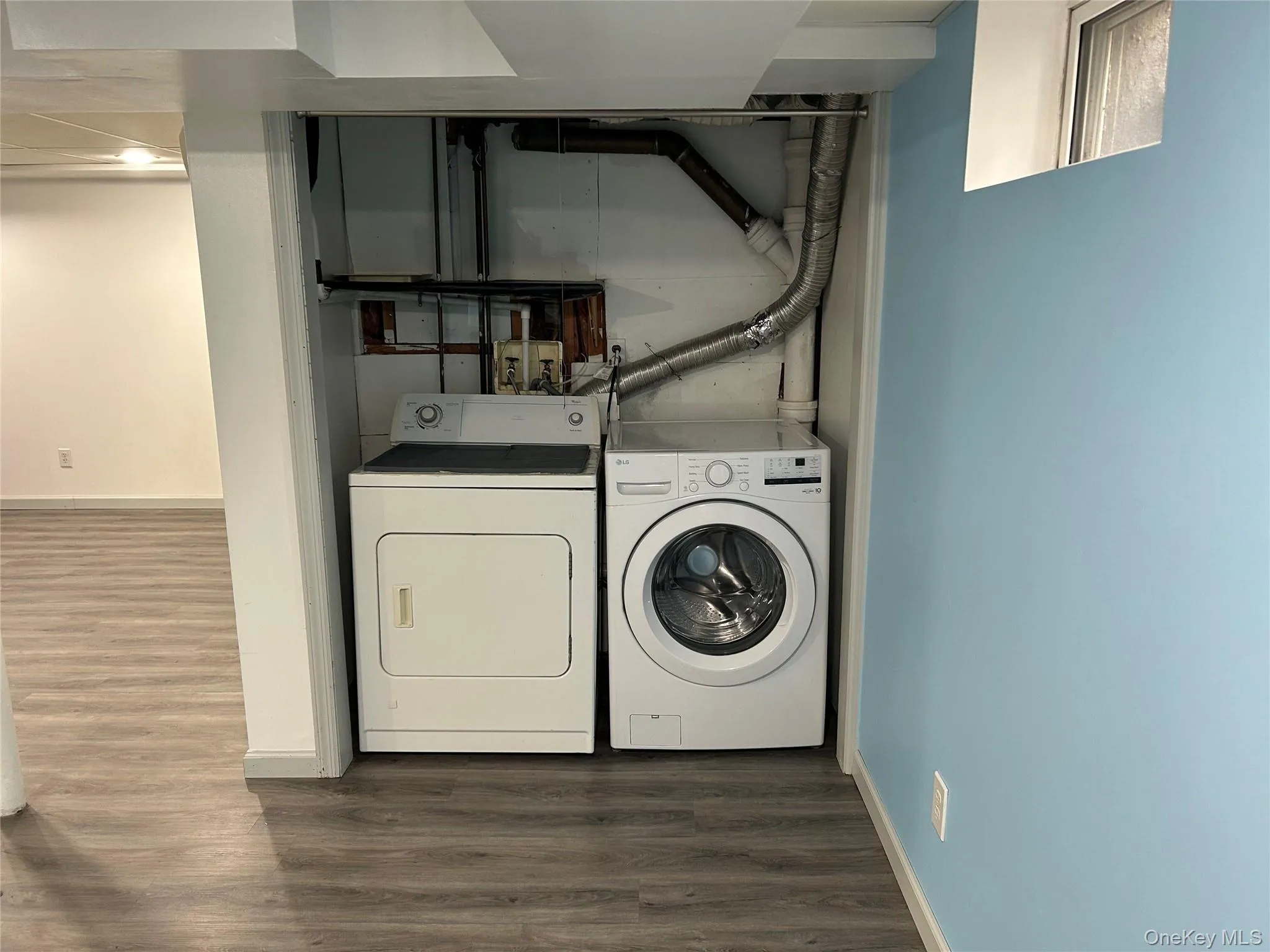 198 Dartmouth Drive, Oyster Bay, NY, 4 Bedrooms Bedrooms, 9 Rooms Rooms,2 BathroomsBathrooms,Residential,For Rent,Dartmouth,0,1060588 198 Dartmouth Drive, Oyster Bay, NY, 4 Bedrooms Bedrooms, 9 Rooms Rooms,2 BathroomsBathrooms,Residential,For Rent,Dartmouth,0,1060588