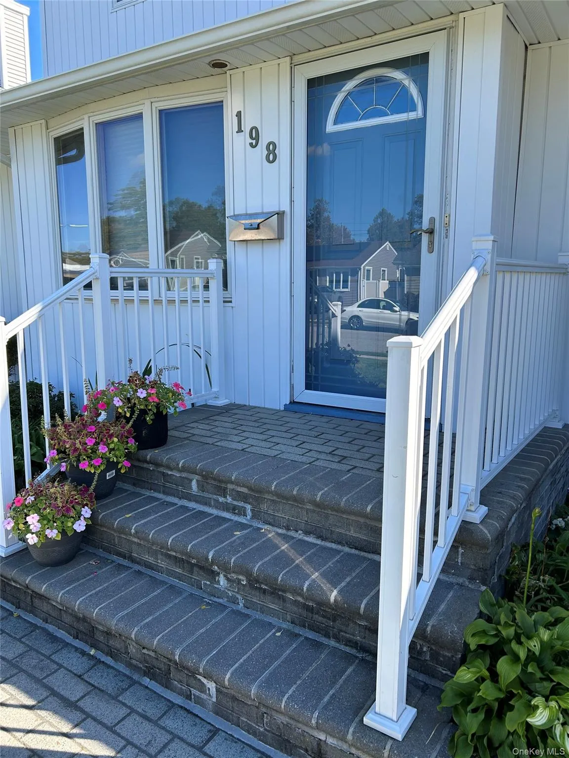198 Dartmouth Drive, Oyster Bay, NY, 4 Bedrooms Bedrooms, 9 Rooms Rooms,2 BathroomsBathrooms,Residential,For Rent,Dartmouth,0,1060588 198 Dartmouth Drive, Oyster Bay, NY, 4 Bedrooms Bedrooms, 9 Rooms Rooms,2 BathroomsBathrooms,Residential,For Rent,Dartmouth,0,1060588