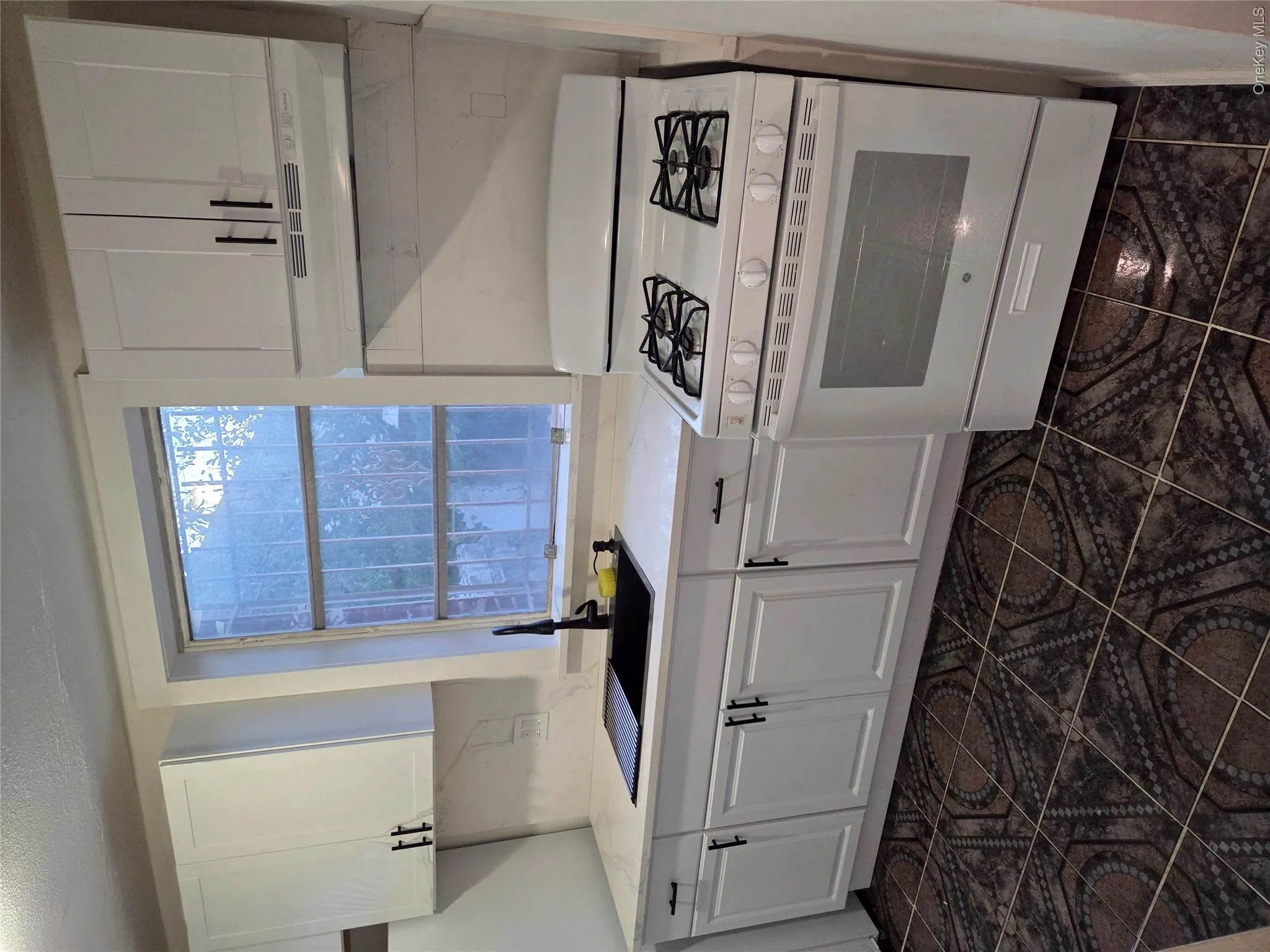 4 Highland Court, New York, NY, 3 Bedroom Bedrooms, 7 Room Rooms,1 BathroomBathrooms,Residential Lease,For Rent,Highland Court,0,1060598 4 Highland Court, New York, NY, 3 Bedroom Bedrooms, 7 Room Rooms,1 BathroomBathrooms,Residential Lease,For Rent,Highland Court,0,1060598