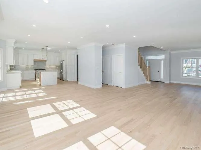 16 2nd Avenue, North Hempstead, NY, 4 Bedrooms Bedrooms, 9 Rooms Rooms,3 BathroomsBathrooms,Residential,For Rent,2nd,0,1060602 16 2nd Avenue, North Hempstead, NY, 4 Bedrooms Bedrooms, 9 Rooms Rooms,3 BathroomsBathrooms,Residential,For Rent,2nd,0,1060602