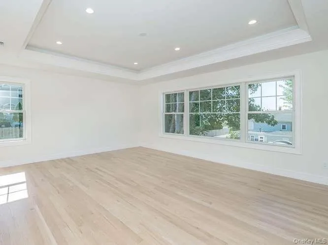16 2nd Avenue, North Hempstead, NY, 4 Bedrooms Bedrooms, 9 Rooms Rooms,3 BathroomsBathrooms,Residential,For Rent,2nd,0,1060602 16 2nd Avenue, North Hempstead, NY, 4 Bedrooms Bedrooms, 9 Rooms Rooms,3 BathroomsBathrooms,Residential,For Rent,2nd,0,1060602