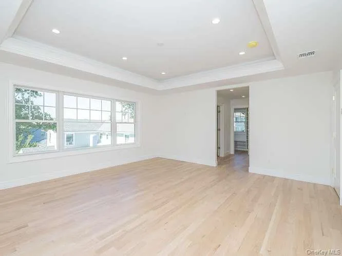 16 2nd Avenue, North Hempstead, NY, 4 Bedrooms Bedrooms, 9 Rooms Rooms,3 BathroomsBathrooms,Residential,For Rent,2nd,0,1060602 16 2nd Avenue, North Hempstead, NY, 4 Bedrooms Bedrooms, 9 Rooms Rooms,3 BathroomsBathrooms,Residential,For Rent,2nd,0,1060602