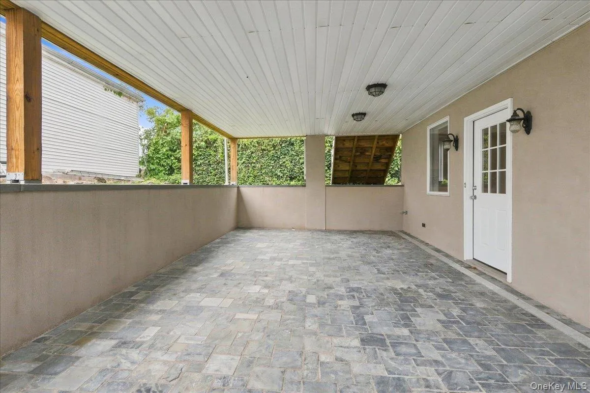 3533 Ropes Avenue, New York, NY, 2 Bedroom Bedrooms, 4 Room Rooms,1 BathroomBathrooms,Residential Lease,For Rent,Ropes,0,1060619 3533 Ropes Avenue, New York, NY, 2 Bedroom Bedrooms, 4 Room Rooms,1 BathroomBathrooms,Residential Lease,For Rent,Ropes,0,1060619