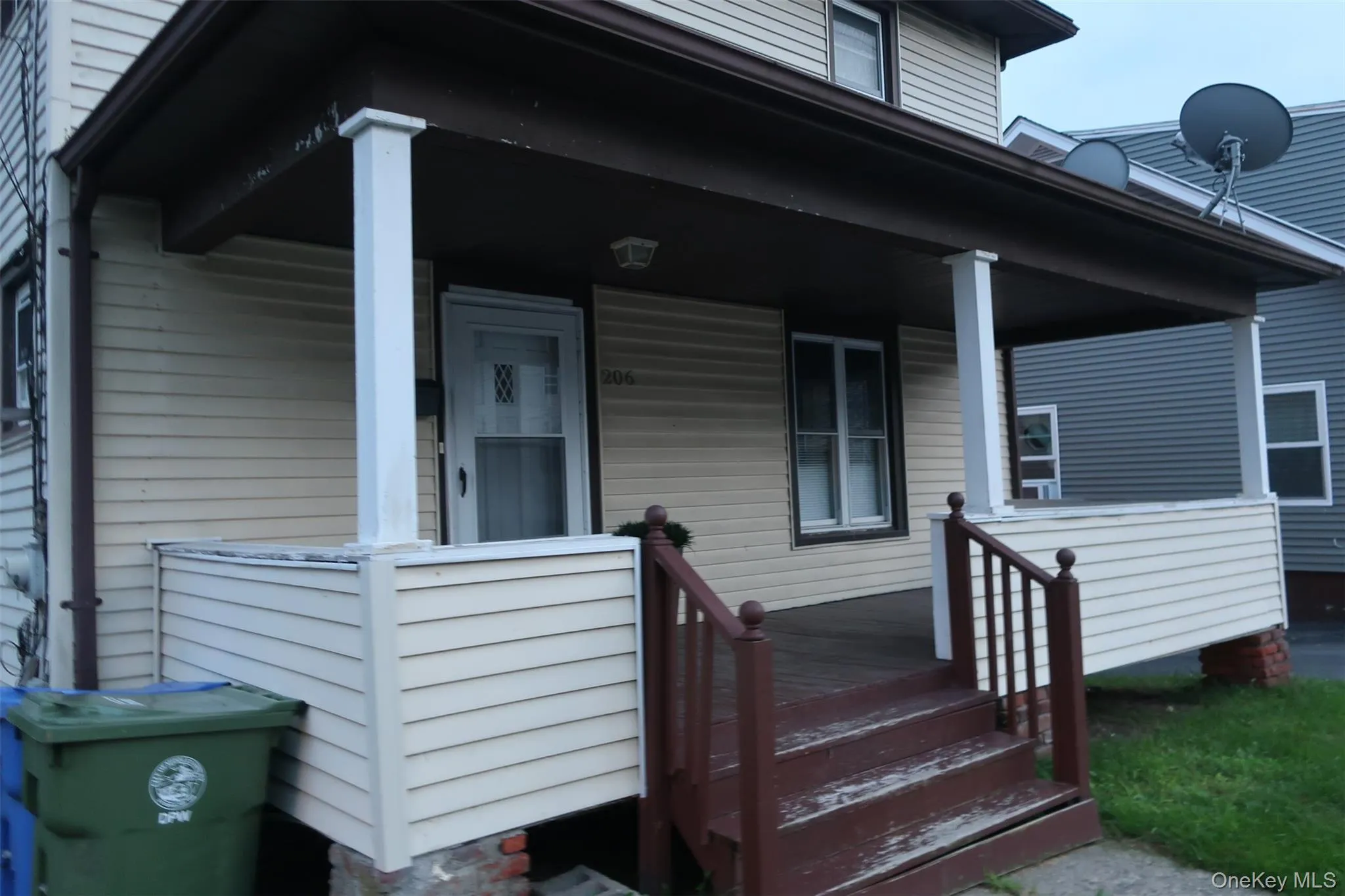 206 Main Street, Middletown, NY, 4 Bedroom Bedrooms, 7 Room Rooms,1 BathroomBathrooms,Residential Lease,For Rent,Main,0,1060622 206 Main Street, Middletown, NY, 4 Bedroom Bedrooms, 7 Room Rooms,1 BathroomBathrooms,Residential Lease,For Rent,Main,0,1060622