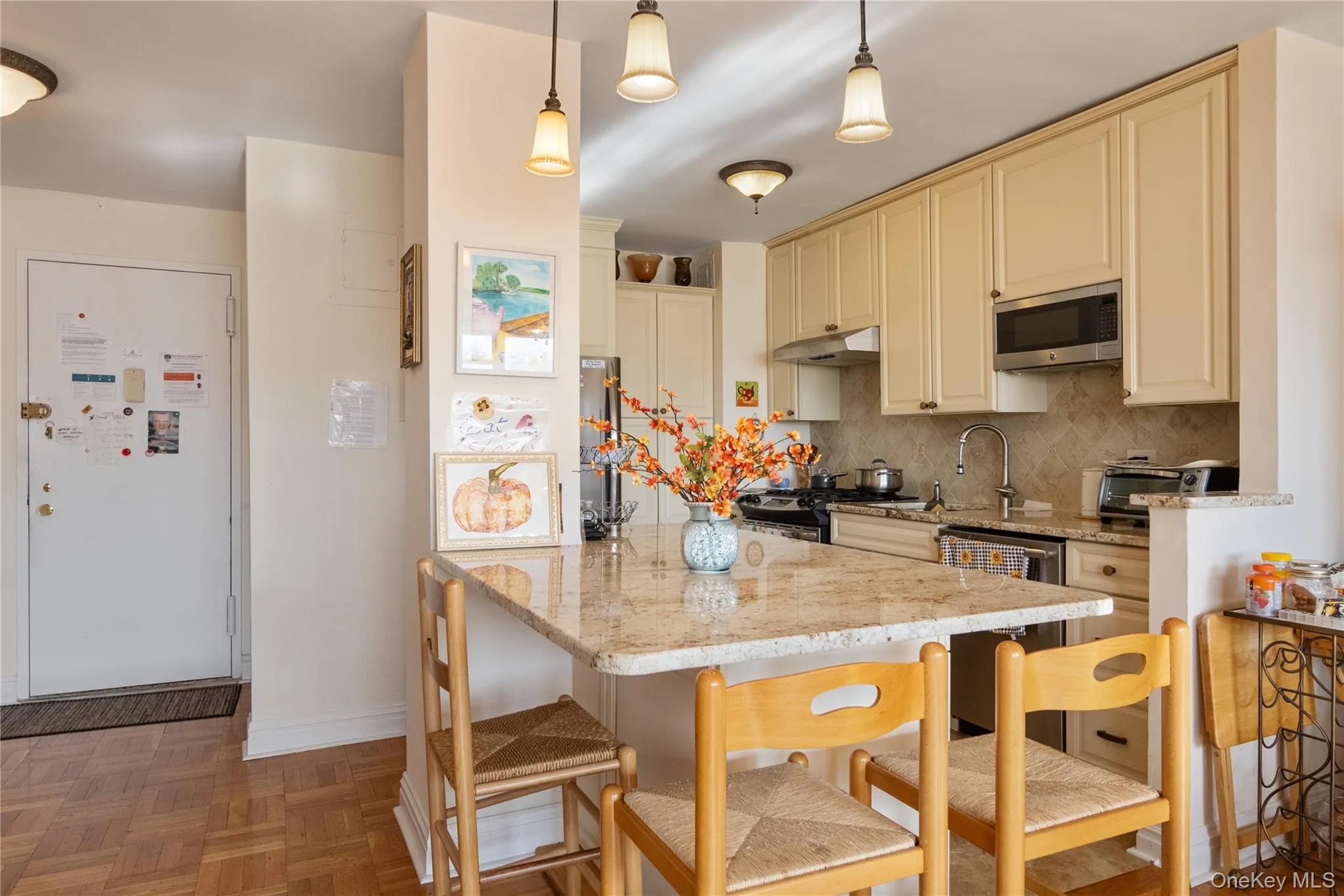 3935 Blackstone Avenue, New York, NY, 1 Bedroom Bedrooms, 4 Rooms Rooms,1 BathroomBathrooms,Residential,For Rent,Blackstone,0,1060624 3935 Blackstone Avenue, New York, NY, 1 Bedroom Bedrooms, 4 Rooms Rooms,1 BathroomBathrooms,Residential,For Rent,Blackstone,0,1060624