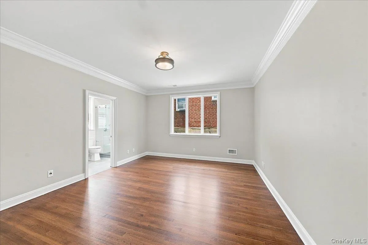 3533 Ropes Avenue, New York, NY, 3 Bedroom Bedrooms, 5 Room Rooms,2 BathroomBathrooms,Residential Lease,For Rent,Ropes,0,1060625 3533 Ropes Avenue, New York, NY, 3 Bedroom Bedrooms, 5 Room Rooms,2 BathroomBathrooms,Residential Lease,For Rent,Ropes,0,1060625
