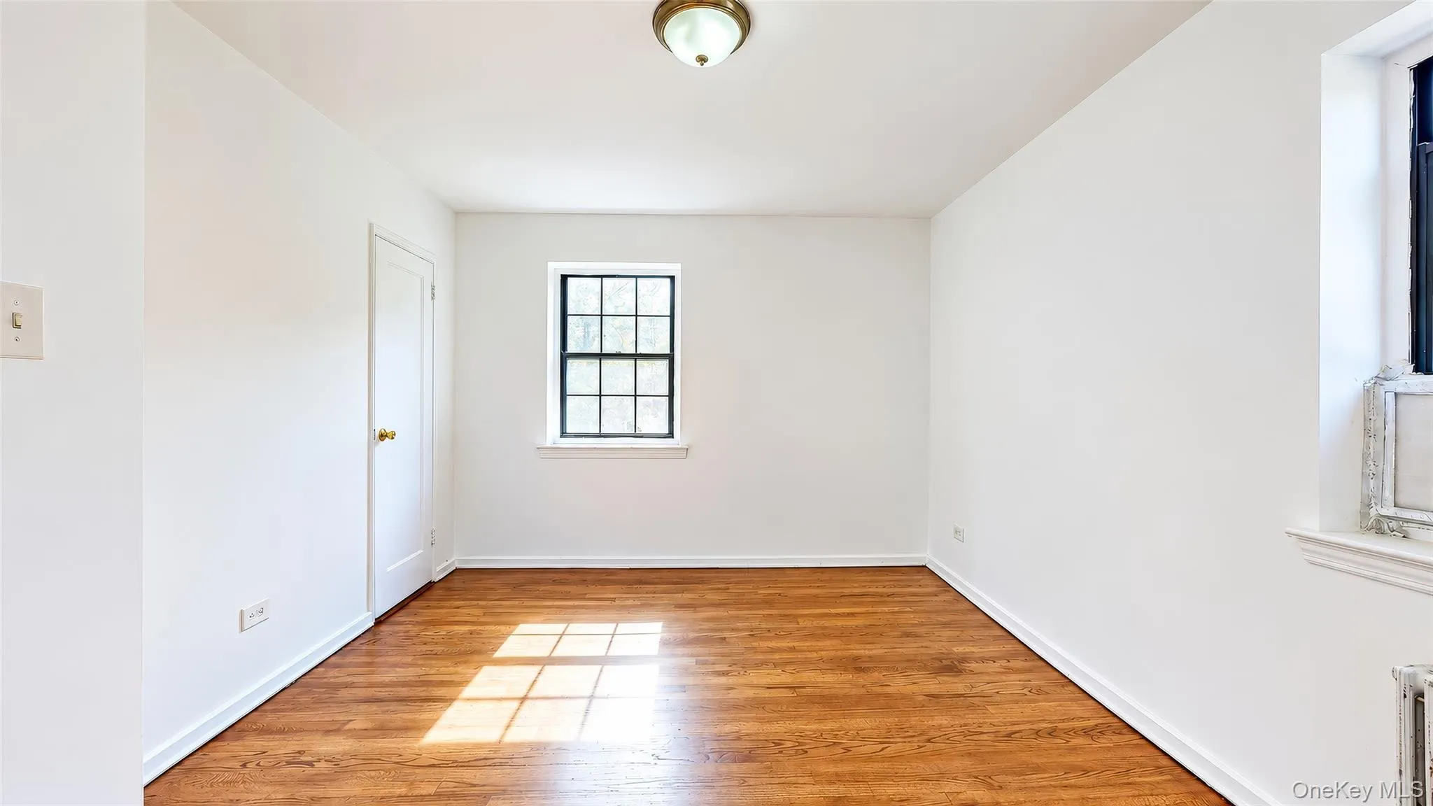 78-43 147th Street, New York, NY, 2 Bedrooms Bedrooms, 5 Rooms Rooms,1 BathroomBathrooms,Residential,For Rent,147th,0,1060633 78-43 147th Street, New York, NY, 2 Bedrooms Bedrooms, 5 Rooms Rooms,1 BathroomBathrooms,Residential,For Rent,147th,0,1060633