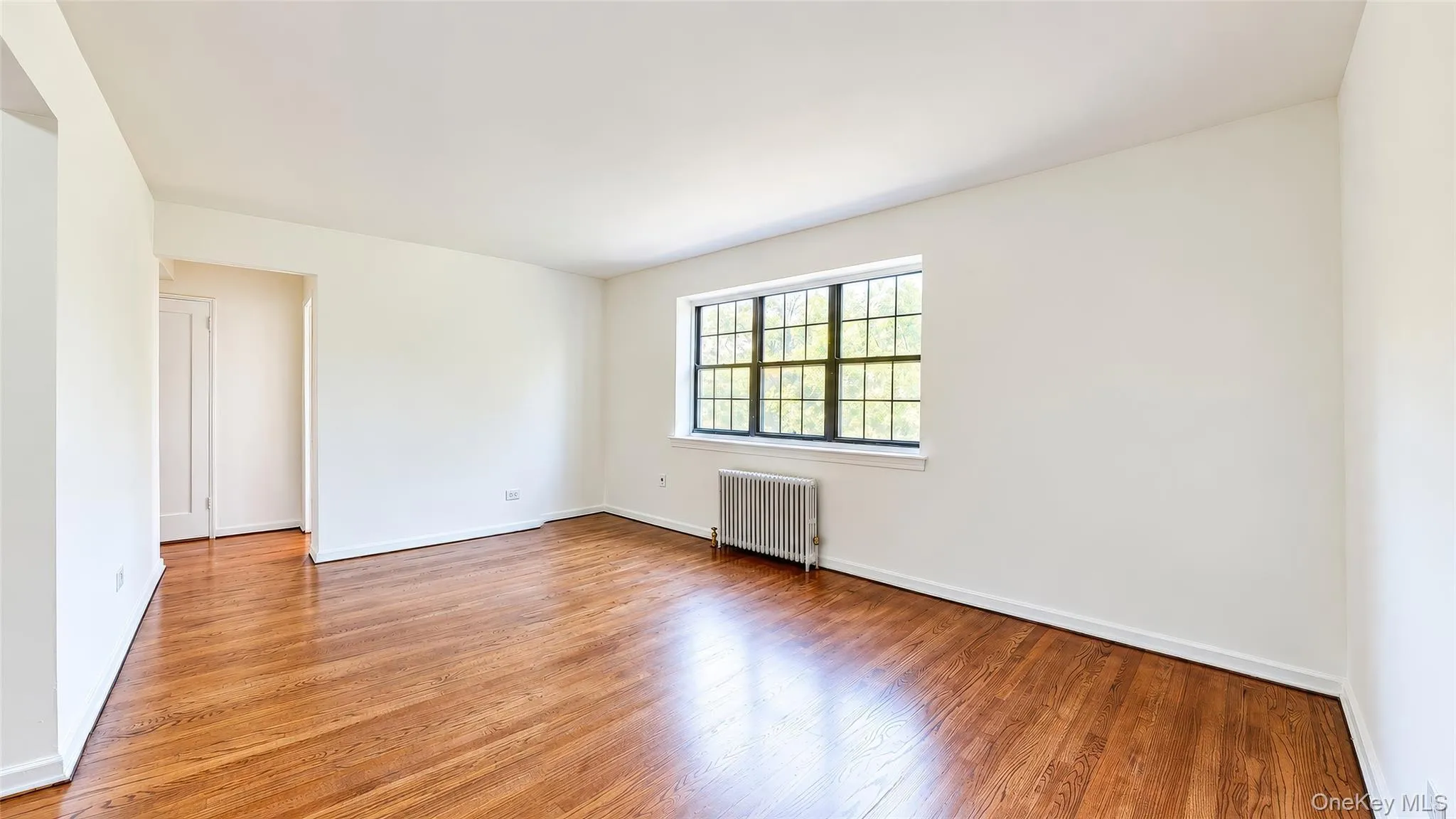 78-43 147th Street, New York, NY, 2 Bedrooms Bedrooms, 5 Rooms Rooms,1 BathroomBathrooms,Residential,For Rent,147th,0,1060633 78-43 147th Street, New York, NY, 2 Bedrooms Bedrooms, 5 Rooms Rooms,1 BathroomBathrooms,Residential,For Rent,147th,0,1060633