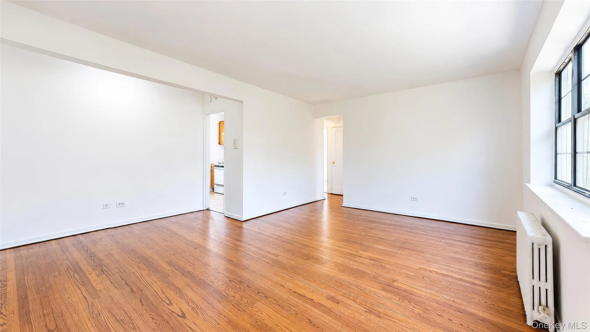 78-43 147th Street, New York, NY, 2 Bedrooms Bedrooms, 5 Rooms Rooms,1 BathroomBathrooms,Residential,For Rent,147th,0,1060633 78-43 147th Street, New York, NY, 2 Bedrooms Bedrooms, 5 Rooms Rooms,1 BathroomBathrooms,Residential,For Rent,147th,0,1060633