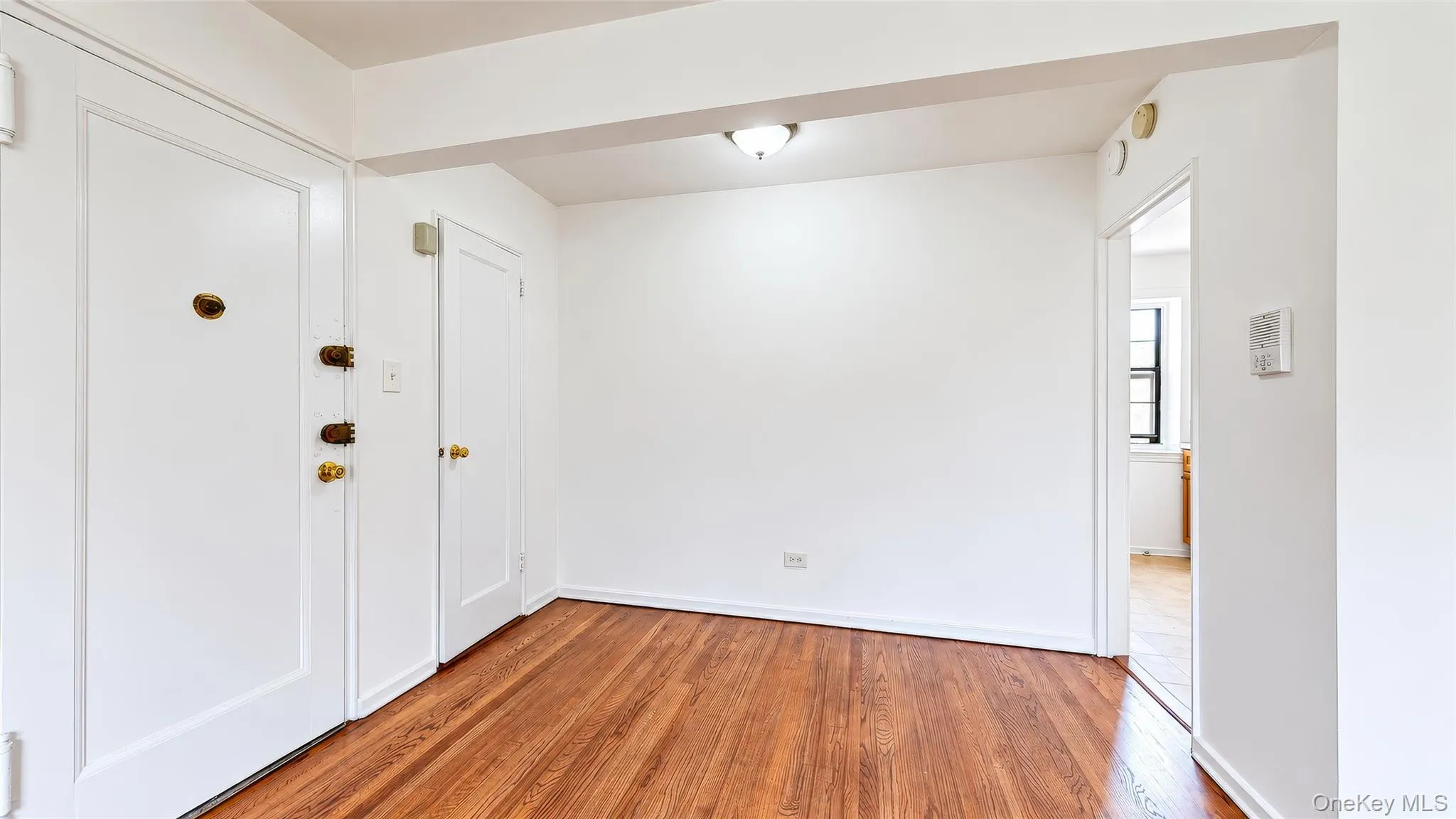 78-43 147th Street, New York, NY, 2 Bedrooms Bedrooms, 5 Rooms Rooms,1 BathroomBathrooms,Residential,For Rent,147th,0,1060633 78-43 147th Street, New York, NY, 2 Bedrooms Bedrooms, 5 Rooms Rooms,1 BathroomBathrooms,Residential,For Rent,147th,0,1060633