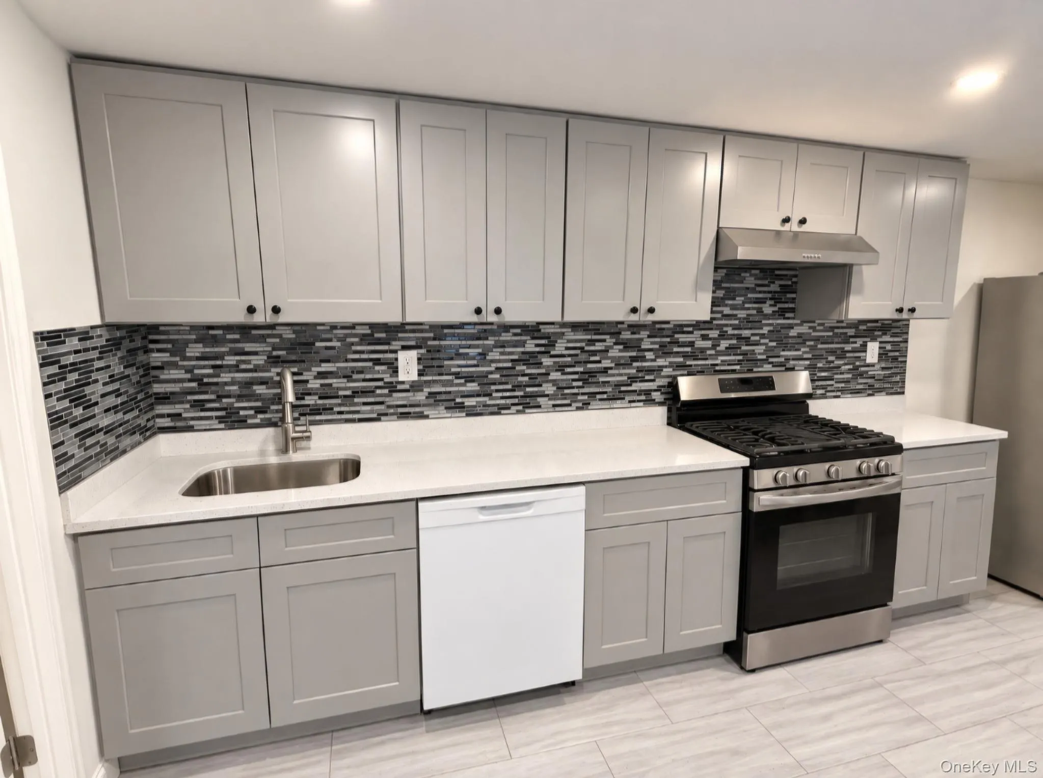 207 Bradford Street, New York, NY, 4 Bedrooms Bedrooms, 8 Rooms Rooms,2 BathroomsBathrooms,Residential,For Rent,Bradford,0,1060638 207 Bradford Street, New York, NY, 4 Bedrooms Bedrooms, 8 Rooms Rooms,2 BathroomsBathrooms,Residential,For Rent,Bradford,0,1060638