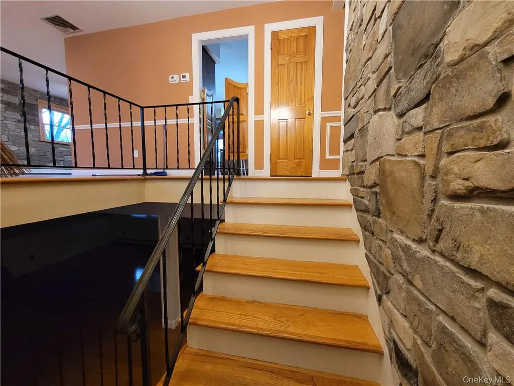 7 Cromwell Road, Monroe, NY, 3 Bedroom Bedrooms, 8 Room Rooms,2 BathroomBathrooms,Residential Lease,For Rent,Cromwell,0,1060639 7 Cromwell Road, Monroe, NY, 3 Bedroom Bedrooms, 8 Room Rooms,2 BathroomBathrooms,Residential Lease,For Rent,Cromwell,0,1060639