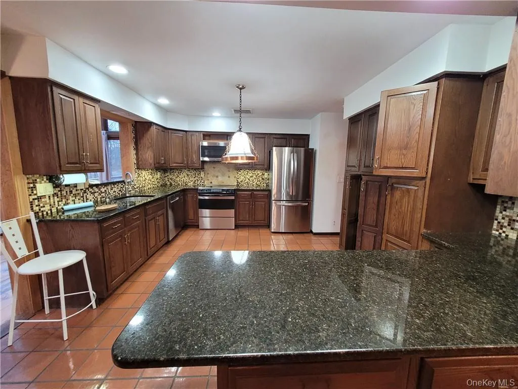 7 Cromwell Road, Monroe, NY, 3 Bedroom Bedrooms, 8 Room Rooms,2 BathroomBathrooms,Residential Lease,For Rent,Cromwell,0,1060639 7 Cromwell Road, Monroe, NY, 3 Bedroom Bedrooms, 8 Room Rooms,2 BathroomBathrooms,Residential Lease,For Rent,Cromwell,0,1060639