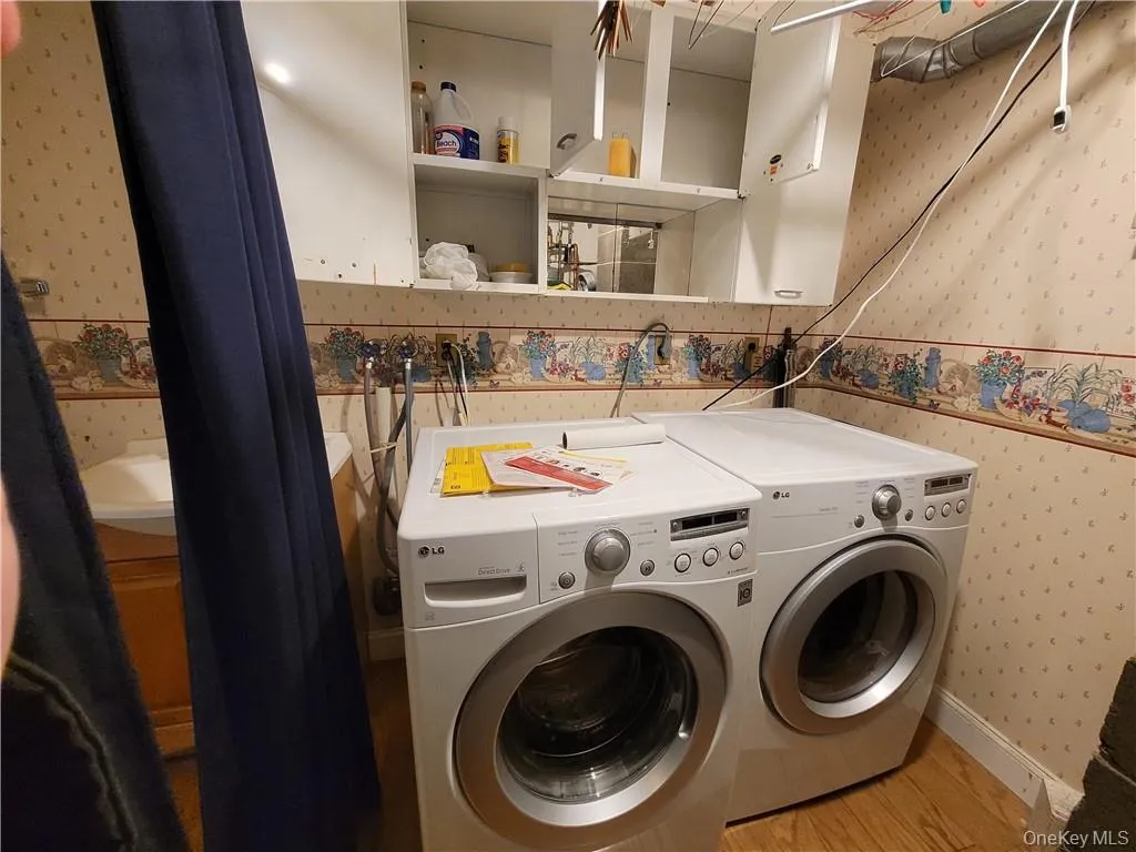 7 Cromwell Road, Monroe, NY, 3 Bedroom Bedrooms, 8 Room Rooms,2 BathroomBathrooms,Residential Lease,For Rent,Cromwell,0,1060639 7 Cromwell Road, Monroe, NY, 3 Bedroom Bedrooms, 8 Room Rooms,2 BathroomBathrooms,Residential Lease,For Rent,Cromwell,0,1060639