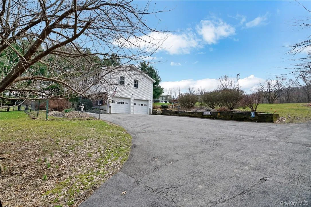 255 Prospect Road, Blooming Grove, NY, 4 Bedroom Bedrooms, 9 Room Rooms,3 BathroomBathrooms,Residential Lease,For Rent,Prospect,0,1060641 255 Prospect Road, Blooming Grove, NY, 4 Bedroom Bedrooms, 9 Room Rooms,3 BathroomBathrooms,Residential Lease,For Rent,Prospect,0,1060641