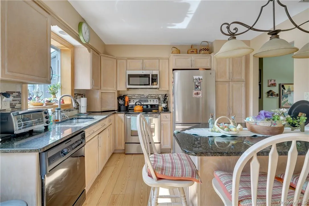 255 Prospect Road, Blooming Grove, NY, 4 Bedroom Bedrooms, 9 Room Rooms,3 BathroomBathrooms,Residential Lease,For Rent,Prospect,0,1060641 255 Prospect Road, Blooming Grove, NY, 4 Bedroom Bedrooms, 9 Room Rooms,3 BathroomBathrooms,Residential Lease,For Rent,Prospect,0,1060641