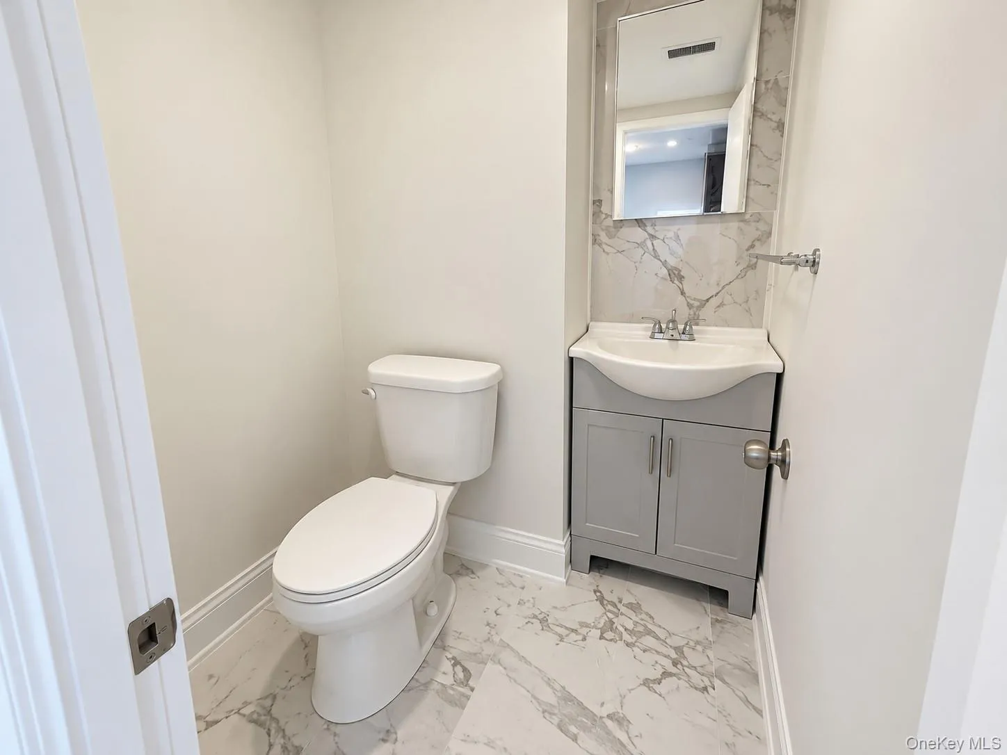 13 Shore Drive, Wallkill, NY, 4 Bedrooms Bedrooms, 10 Rooms Rooms,2 BathroomsBathrooms,Residential,For Rent,Shore,0,1060643 13 Shore Drive, Wallkill, NY, 4 Bedrooms Bedrooms, 10 Rooms Rooms,2 BathroomsBathrooms,Residential,For Rent,Shore,0,1060643