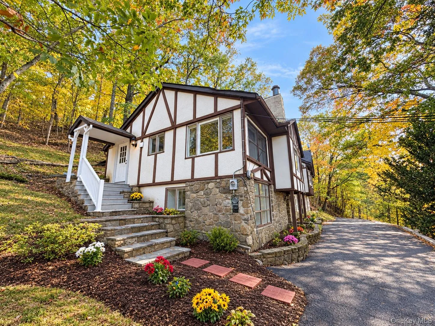 13 Shore Drive, Wallkill, NY, 4 Bedrooms Bedrooms, 10 Rooms Rooms,2 BathroomsBathrooms,Residential,For Rent,Shore,0,1060643 13 Shore Drive, Wallkill, NY, 4 Bedrooms Bedrooms, 10 Rooms Rooms,2 BathroomsBathrooms,Residential,For Rent,Shore,0,1060643