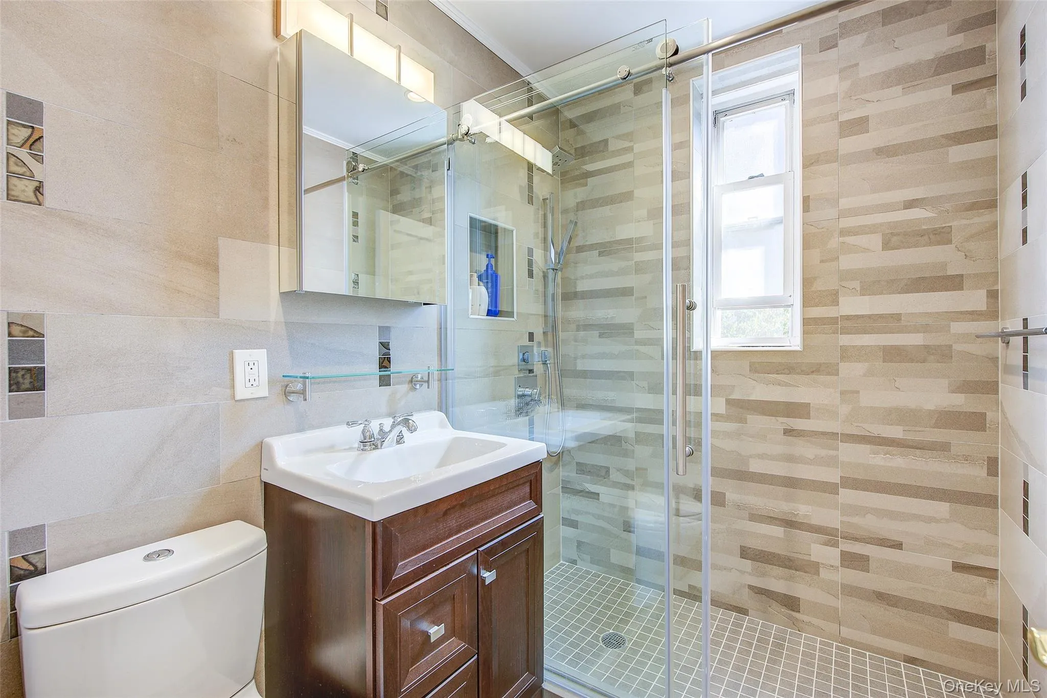 112-50 78th Avenue, New York, NY, 1 Bedroom Bedrooms, 3 Rooms Rooms,1 BathroomBathrooms,Residential,For Rent,78th,0,1060647 112-50 78th Avenue, New York, NY, 1 Bedroom Bedrooms, 3 Rooms Rooms,1 BathroomBathrooms,Residential,For Rent,78th,0,1060647