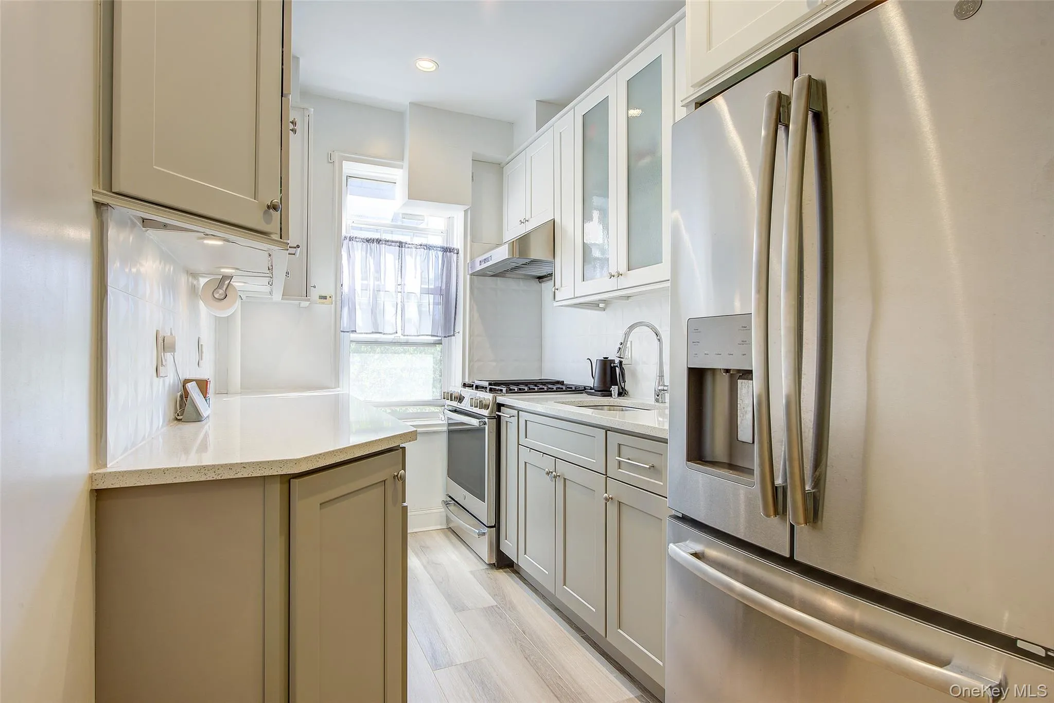 112-50 78th Avenue, New York, NY, 1 Bedroom Bedrooms, 3 Rooms Rooms,1 BathroomBathrooms,Residential,For Rent,78th,0,1060647 112-50 78th Avenue, New York, NY, 1 Bedroom Bedrooms, 3 Rooms Rooms,1 BathroomBathrooms,Residential,For Rent,78th,0,1060647