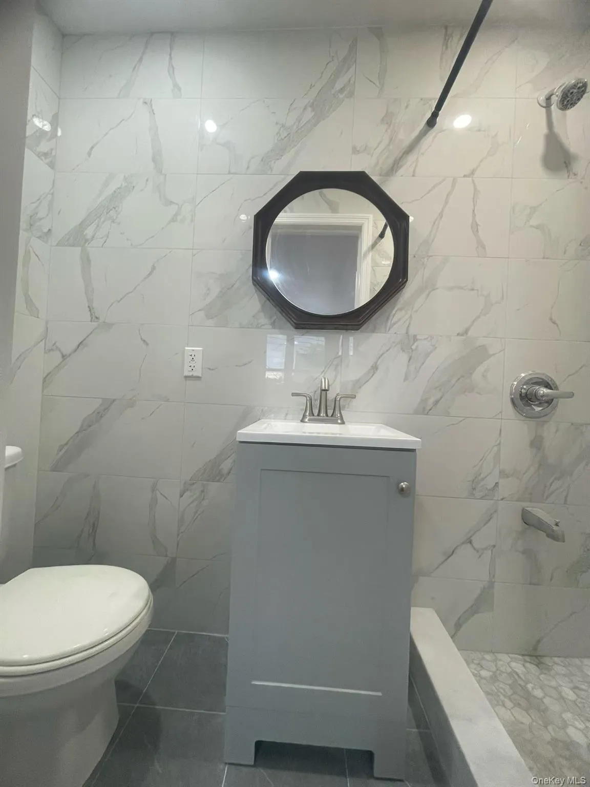 14916 Barclay Avenue, New York, NY, 3 Bedroom Bedrooms, 6 Room Rooms,2 BathroomBathrooms,Residential Lease,For Rent,Barclay,0,1060653 14916 Barclay Avenue, New York, NY, 3 Bedroom Bedrooms, 6 Room Rooms,2 BathroomBathrooms,Residential Lease,For Rent,Barclay,0,1060653