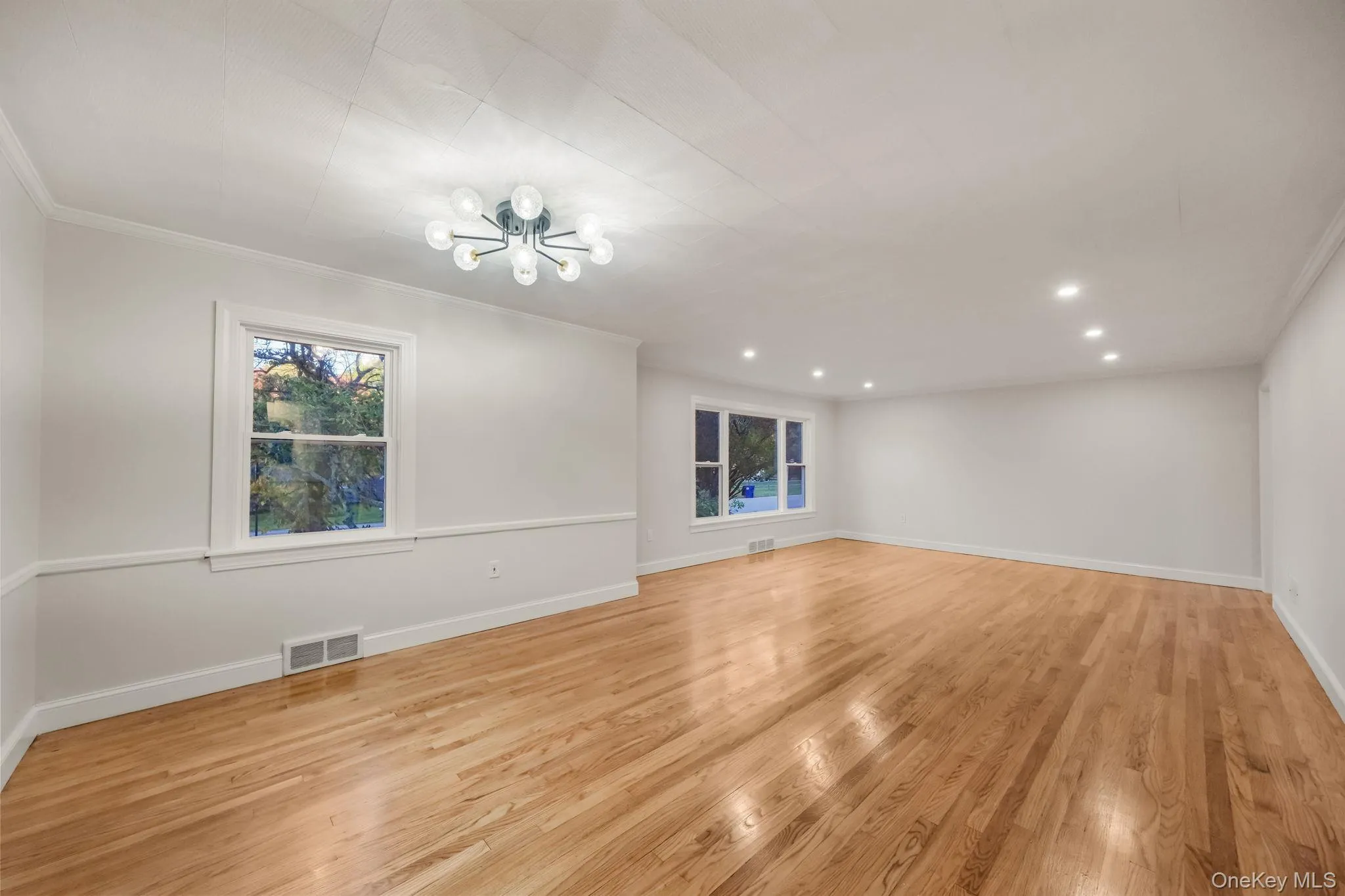 16 Knollwood Road, Rhinebeck, NY, 3 Bedrooms Bedrooms, 9 Rooms Rooms,1 BathroomBathrooms,Residential,For Rent,Knollwood,0,1060656 16 Knollwood Road, Rhinebeck, NY, 3 Bedrooms Bedrooms, 9 Rooms Rooms,1 BathroomBathrooms,Residential,For Rent,Knollwood,0,1060656
