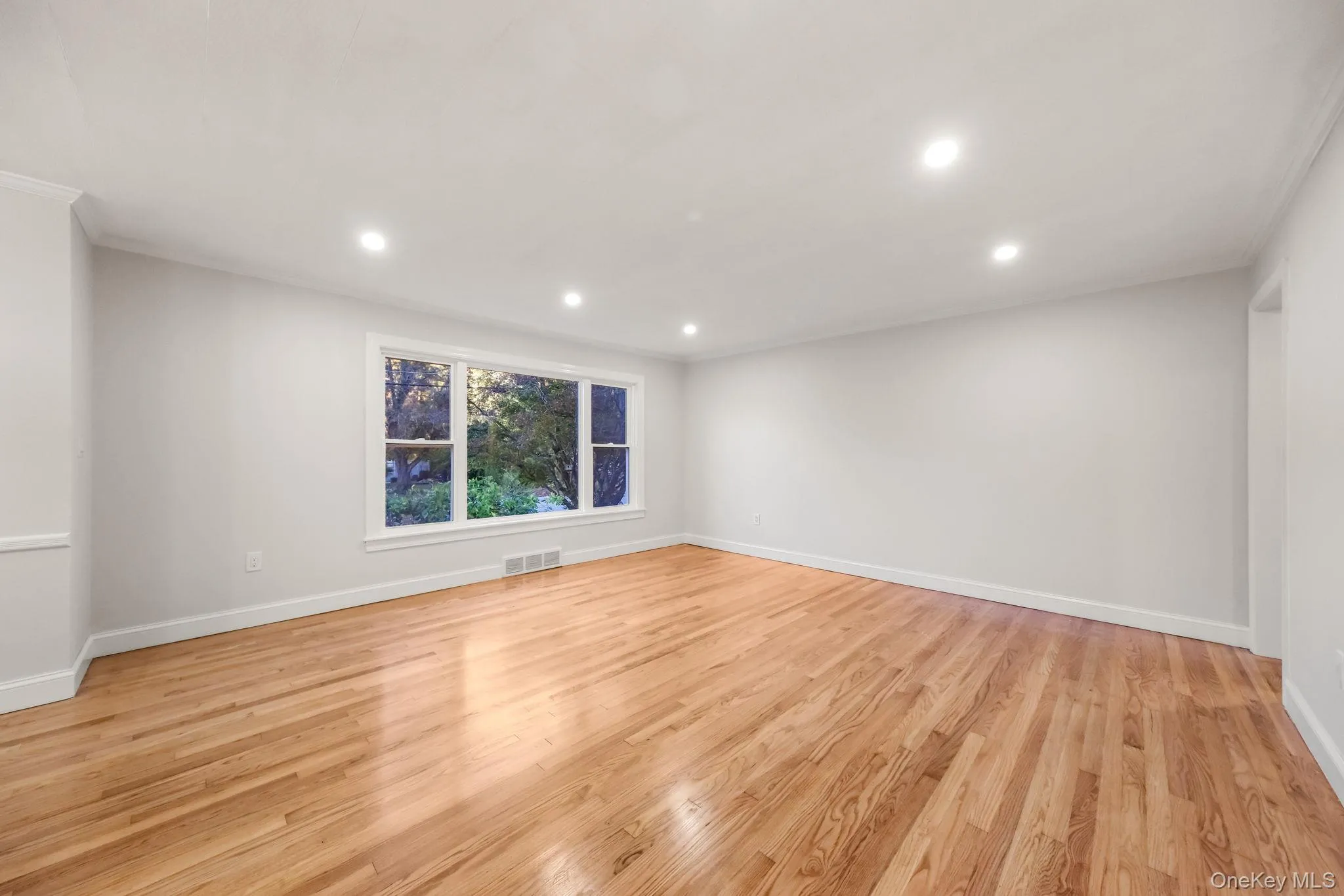 16 Knollwood Road, Rhinebeck, NY, 3 Bedrooms Bedrooms, 9 Rooms Rooms,1 BathroomBathrooms,Residential,For Rent,Knollwood,0,1060656 16 Knollwood Road, Rhinebeck, NY, 3 Bedrooms Bedrooms, 9 Rooms Rooms,1 BathroomBathrooms,Residential,For Rent,Knollwood,0,1060656