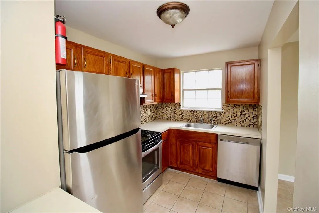 25 Lexington Hill, Monroe, NY, 2 Bedroom Bedrooms, 5 Room Rooms,2 BathroomBathrooms,Residential Lease,For Rent,Lexington Hill,0,1060668 25 Lexington Hill, Monroe, NY, 2 Bedroom Bedrooms, 5 Room Rooms,2 BathroomBathrooms,Residential Lease,For Rent,Lexington Hill,0,1060668