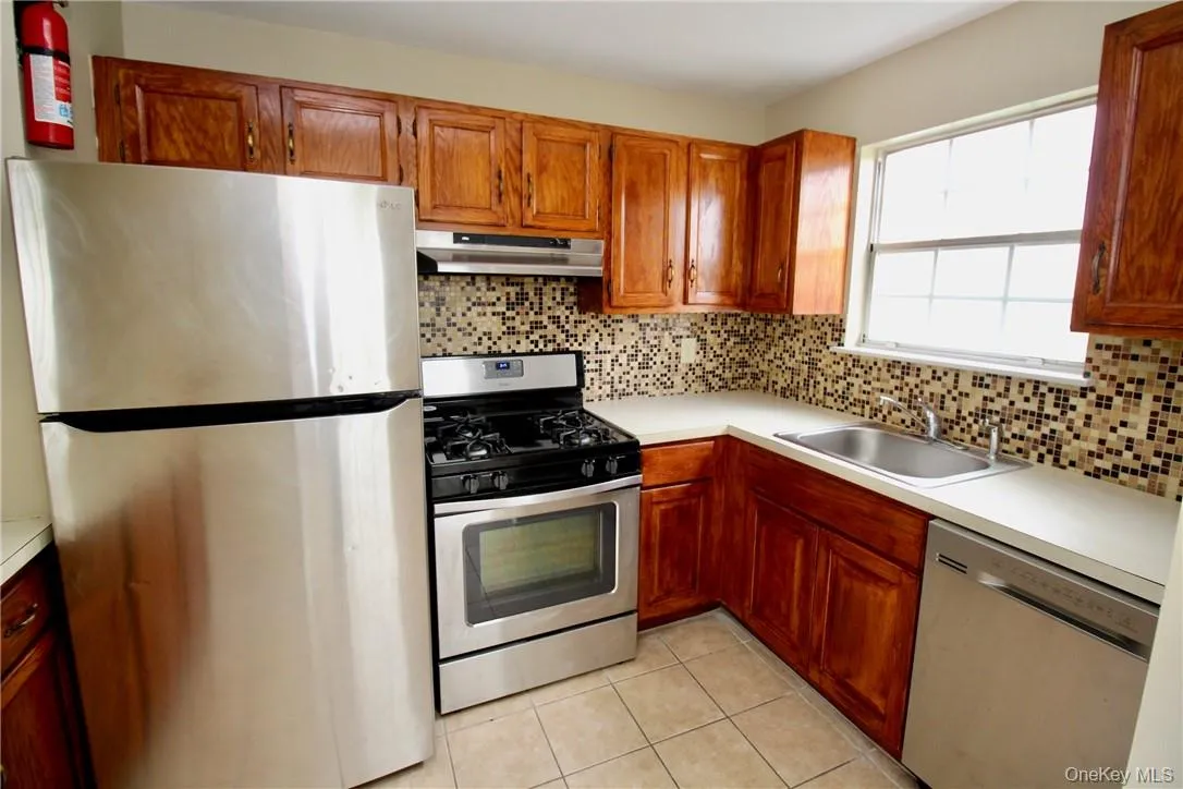 25 Lexington Hill, Monroe, NY, 2 Bedroom Bedrooms, 5 Room Rooms,2 BathroomBathrooms,Residential Lease,For Rent,Lexington Hill,0,1060668 25 Lexington Hill, Monroe, NY, 2 Bedroom Bedrooms, 5 Room Rooms,2 BathroomBathrooms,Residential Lease,For Rent,Lexington Hill,0,1060668