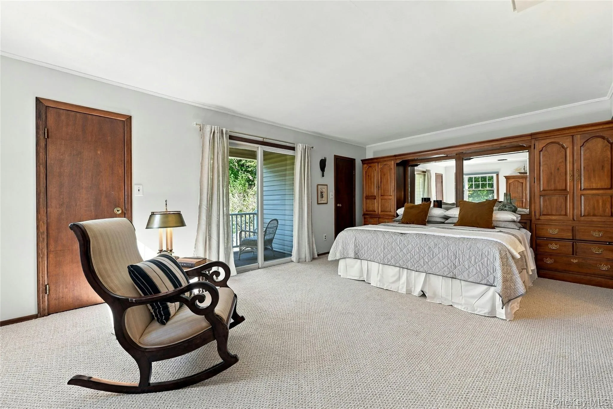 2 Milburn Lane, Huntington, NY, 4 Bedrooms Bedrooms, 8 Rooms Rooms,2 BathroomsBathrooms,Residential,For Rent,Milburn,0,1060672 2 Milburn Lane, Huntington, NY, 4 Bedrooms Bedrooms, 8 Rooms Rooms,2 BathroomsBathrooms,Residential,For Rent,Milburn,0,1060672