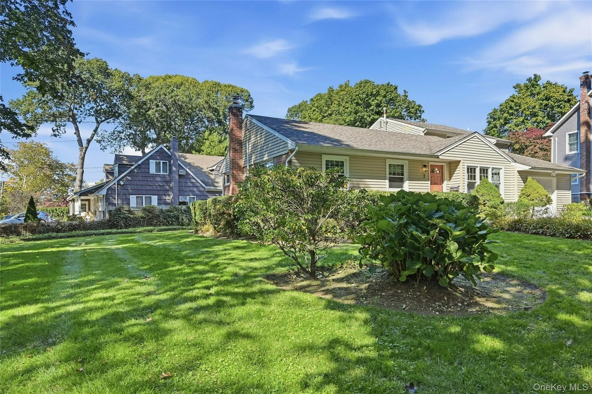 2 Milburn Lane, Huntington, NY, 4 Bedrooms Bedrooms, 8 Rooms Rooms,2 BathroomsBathrooms,Residential,For Rent,Milburn,0,1060672 2 Milburn Lane, Huntington, NY, 4 Bedrooms Bedrooms, 8 Rooms Rooms,2 BathroomsBathrooms,Residential,For Rent,Milburn,0,1060672