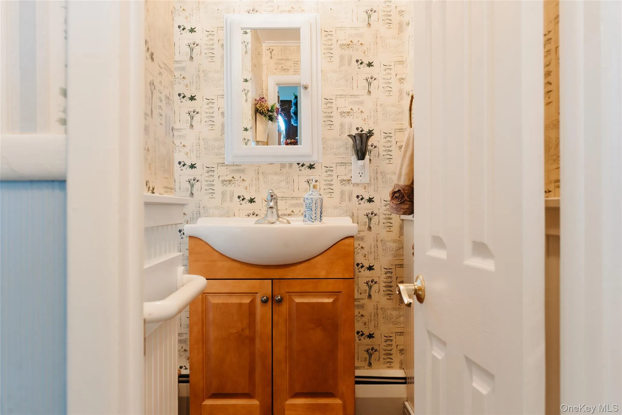 Half bath lower level Half bath lower level
