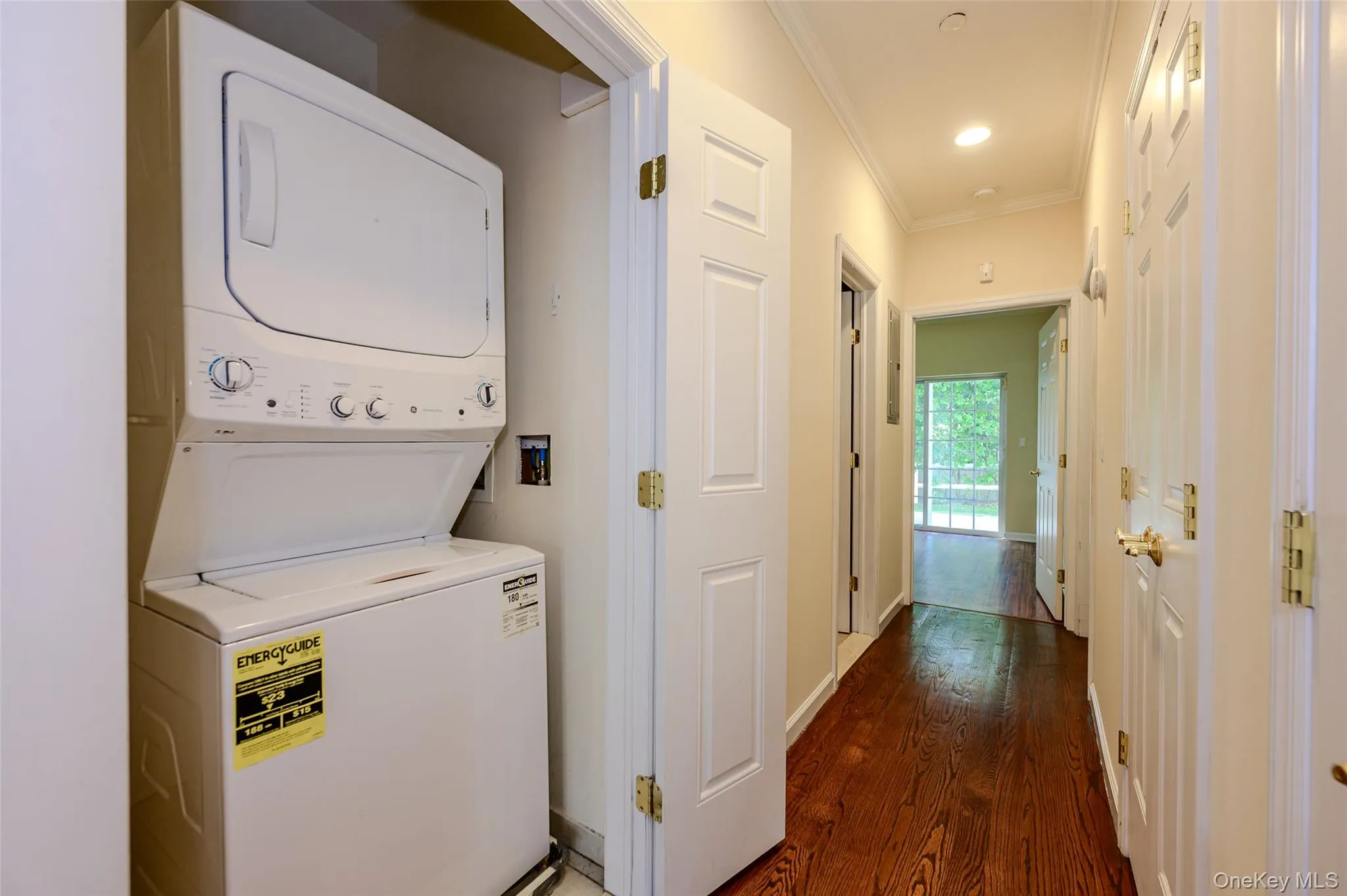 1st Floor Laundry 1st Floor Laundry