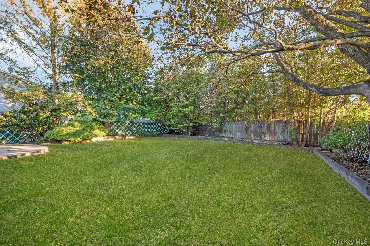 27 Clinton Lane, Oyster Bay, NY, 4 Bedrooms Bedrooms, 8 Rooms Rooms,2 BathroomsBathrooms,Residential,For Rent,Clinton,0,1060682 27 Clinton Lane, Oyster Bay, NY, 4 Bedrooms Bedrooms, 8 Rooms Rooms,2 BathroomsBathrooms,Residential,For Rent,Clinton,0,1060682