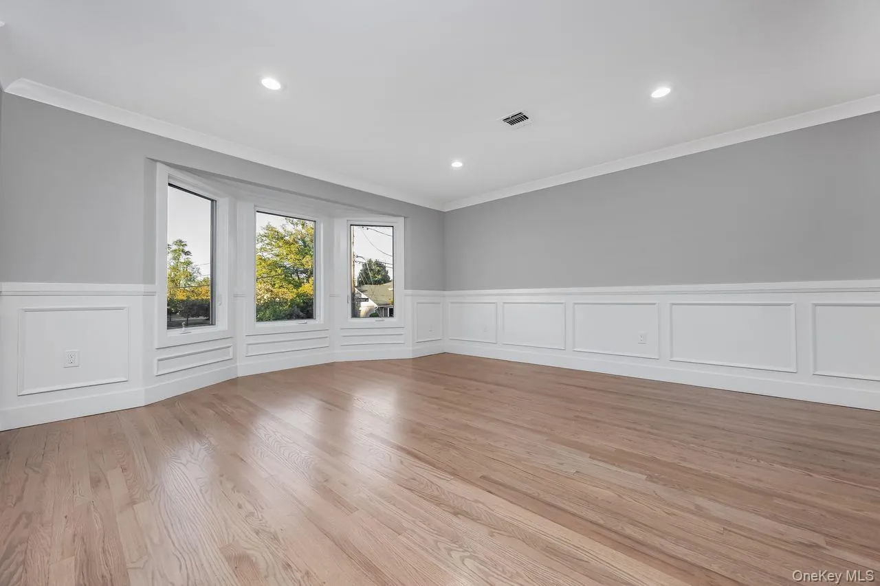 27 Clinton Lane, Oyster Bay, NY, 4 Bedrooms Bedrooms, 8 Rooms Rooms,2 BathroomsBathrooms,Residential,For Rent,Clinton,0,1060682 27 Clinton Lane, Oyster Bay, NY, 4 Bedrooms Bedrooms, 8 Rooms Rooms,2 BathroomsBathrooms,Residential,For Rent,Clinton,0,1060682