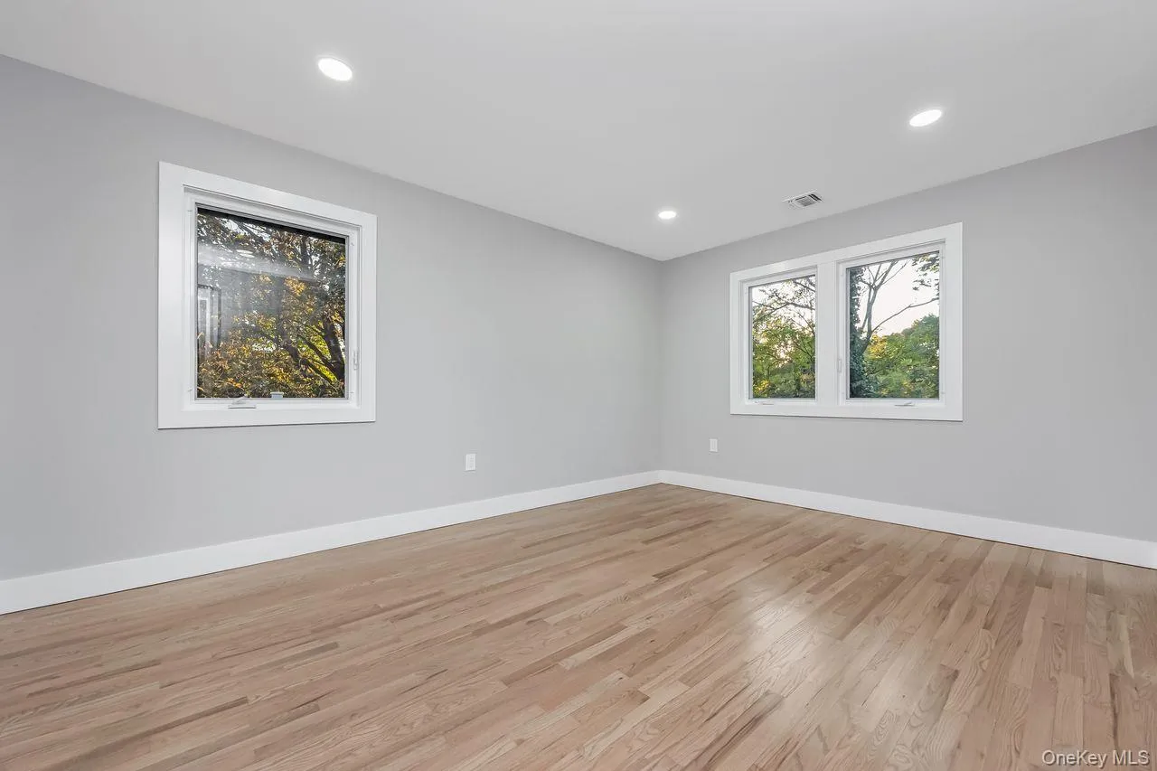 27 Clinton Lane, Oyster Bay, NY, 4 Bedrooms Bedrooms, 8 Rooms Rooms,2 BathroomsBathrooms,Residential,For Rent,Clinton,0,1060682 27 Clinton Lane, Oyster Bay, NY, 4 Bedrooms Bedrooms, 8 Rooms Rooms,2 BathroomsBathrooms,Residential,For Rent,Clinton,0,1060682