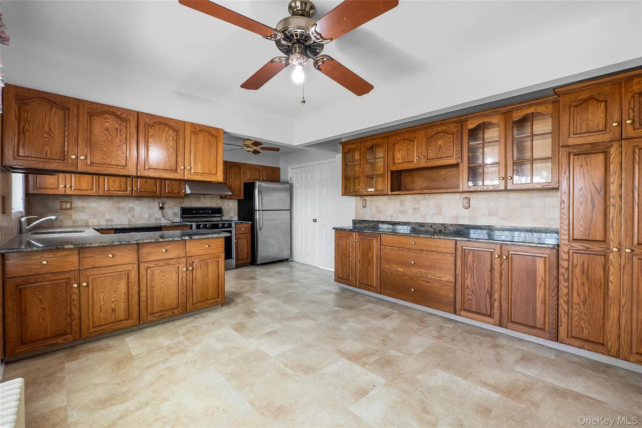 515 Mountainview Avenue, Clarkstown, NY, 5 Bedrooms Bedrooms, 10 Rooms Rooms,3 BathroomsBathrooms,Residential Lease,For Rent,Mountainview,0,1060689 515 Mountainview Avenue, Clarkstown, NY, 5 Bedrooms Bedrooms, 10 Rooms Rooms,3 BathroomsBathrooms,Residential Lease,For Rent,Mountainview,0,1060689