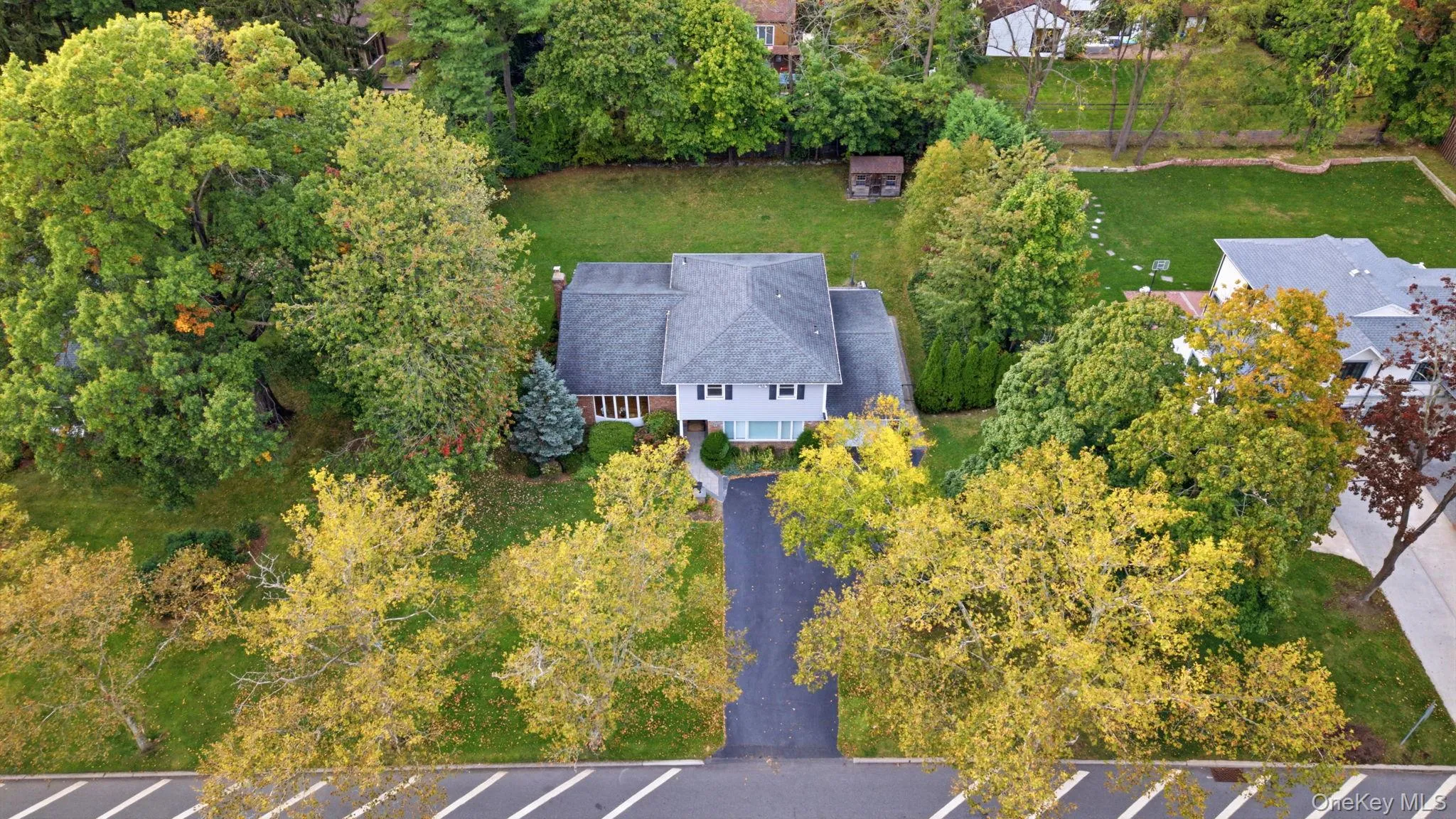 14 Fairway Drive, North Hempstead, NY, 4 Bedrooms Bedrooms, 7 Rooms Rooms,3 BathroomsBathrooms,Residential,For Rent,Fairway,0,1060694 14 Fairway Drive, North Hempstead, NY, 4 Bedrooms Bedrooms, 7 Rooms Rooms,3 BathroomsBathrooms,Residential,For Rent,Fairway,0,1060694
