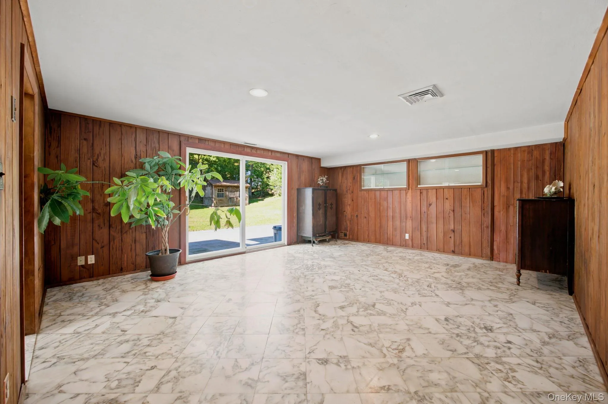14 Fairway Drive, North Hempstead, NY, 4 Bedrooms Bedrooms, 7 Rooms Rooms,3 BathroomsBathrooms,Residential,For Rent,Fairway,0,1060694 14 Fairway Drive, North Hempstead, NY, 4 Bedrooms Bedrooms, 7 Rooms Rooms,3 BathroomsBathrooms,Residential,For Rent,Fairway,0,1060694
