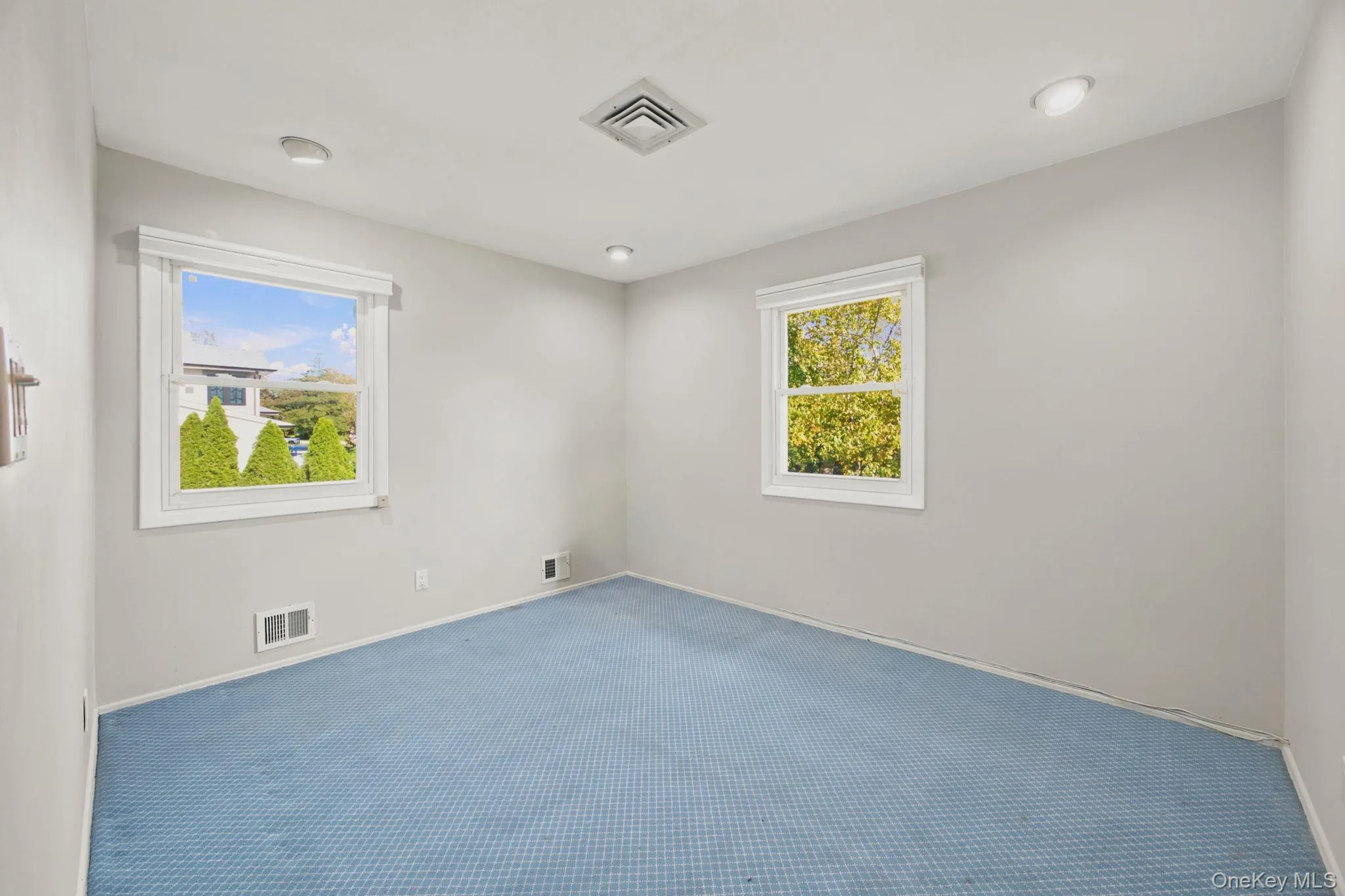 14 Fairway Drive, North Hempstead, NY, 4 Bedrooms Bedrooms, 7 Rooms Rooms,3 BathroomsBathrooms,Residential,For Rent,Fairway,0,1060694 14 Fairway Drive, North Hempstead, NY, 4 Bedrooms Bedrooms, 7 Rooms Rooms,3 BathroomsBathrooms,Residential,For Rent,Fairway,0,1060694